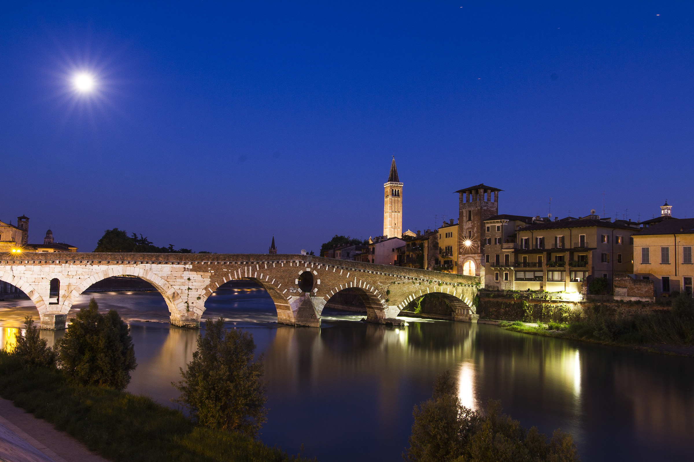 Verona Ponte Pietra Night