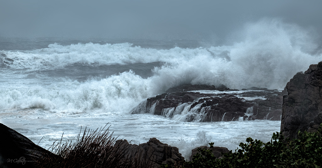 Rough seas, Boat harbour NSW