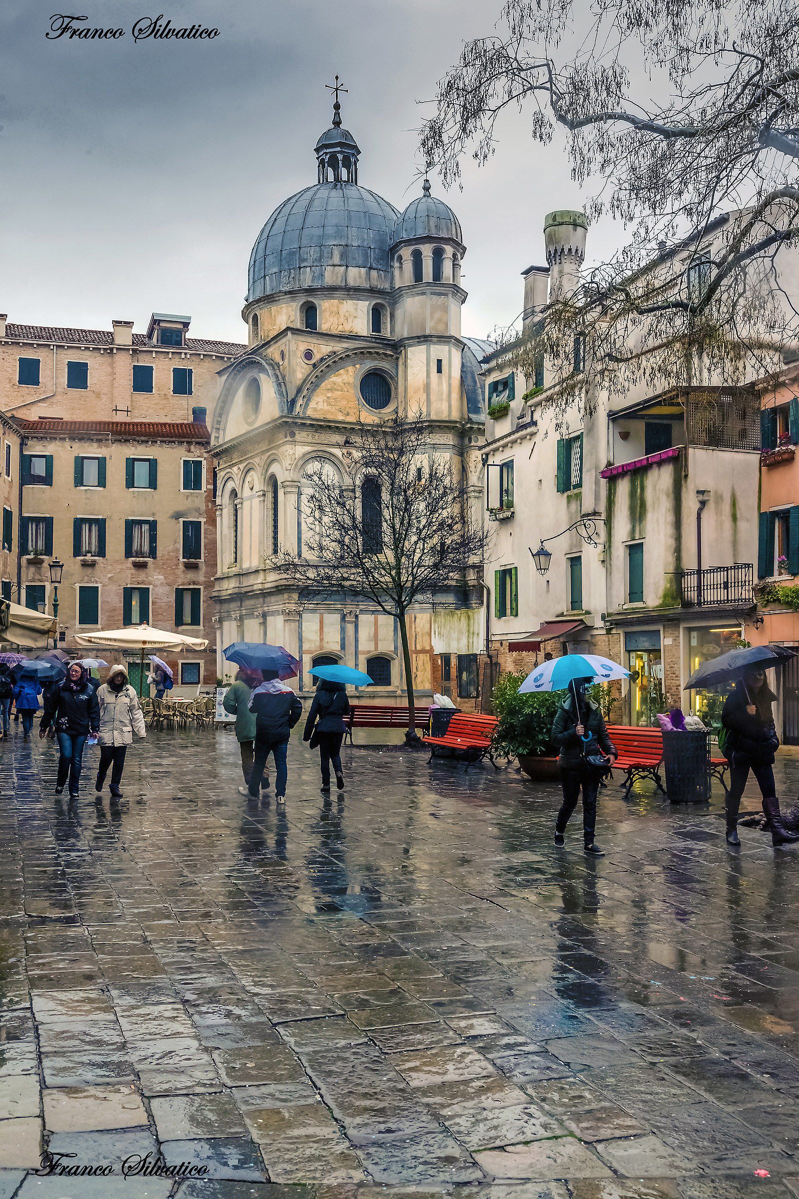 a gloomy day in Venice