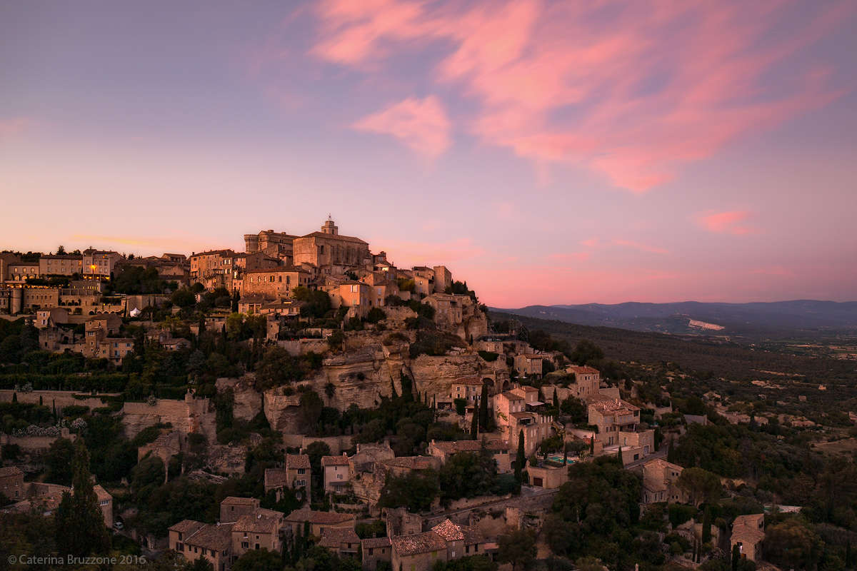 Gordes in rosa