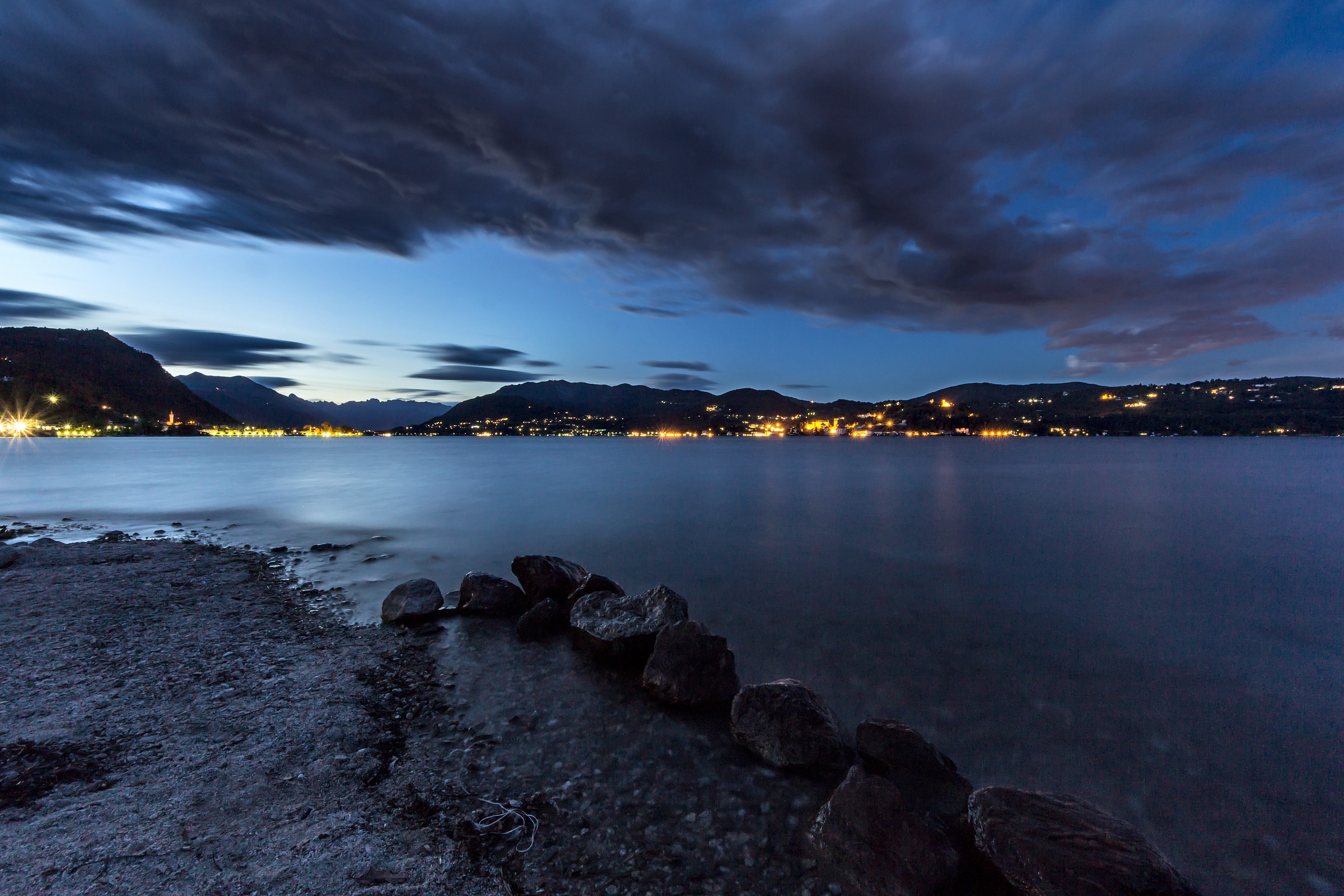 Il lago d'Orta visto da Pella