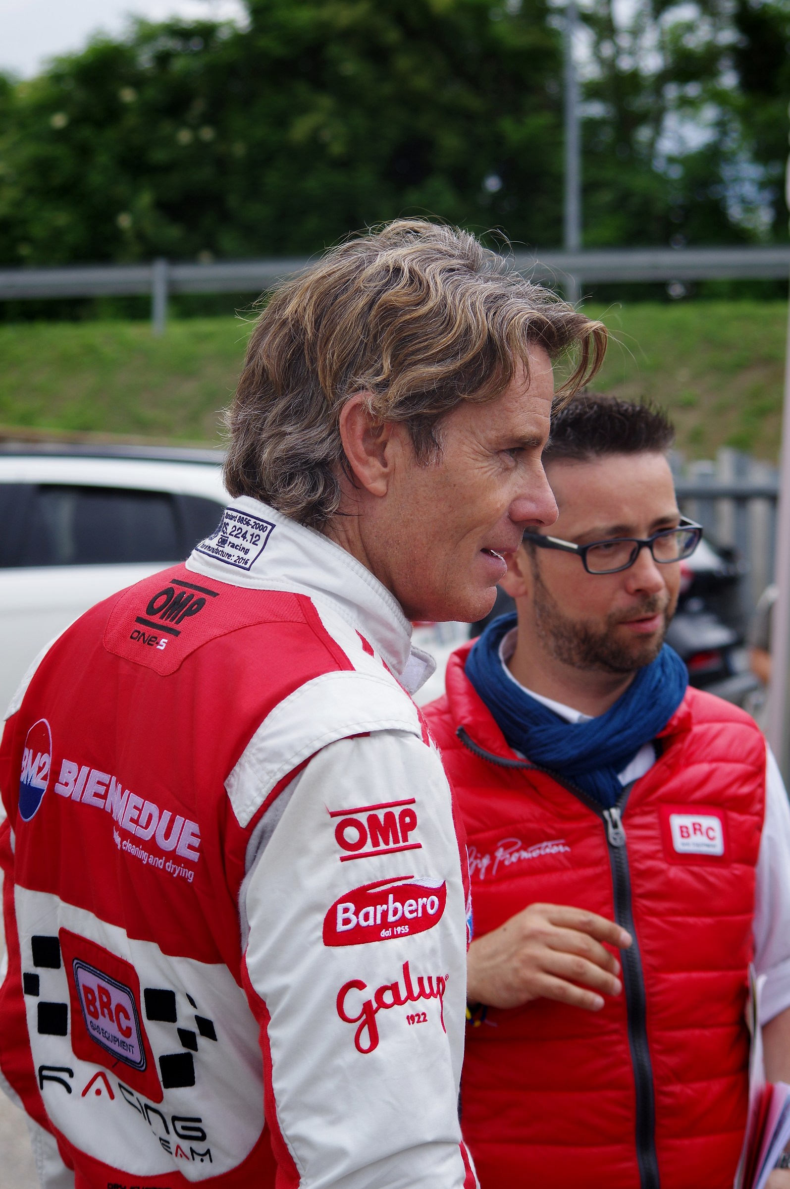 Consegna del tapiro a J Ghione e G Basso al Rally Alba