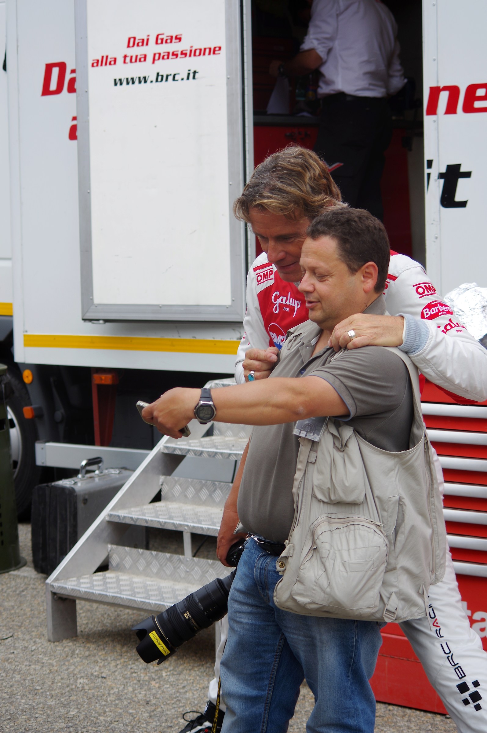 tapir delivery to J Ghione and G Low Rally Alba