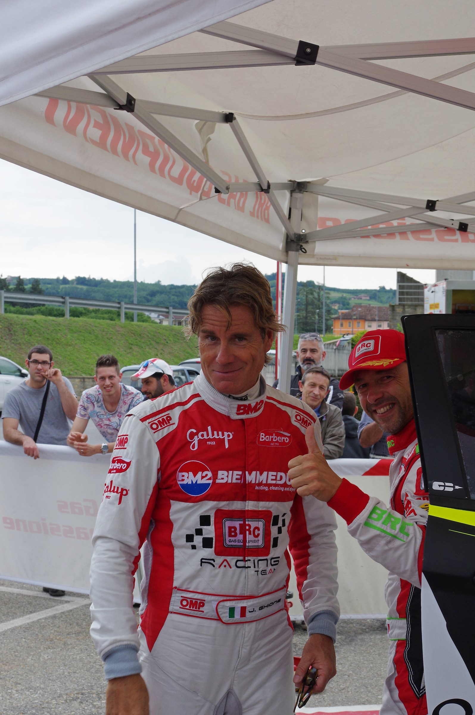 tapir delivery to J Ghione and G Low Rally Alba