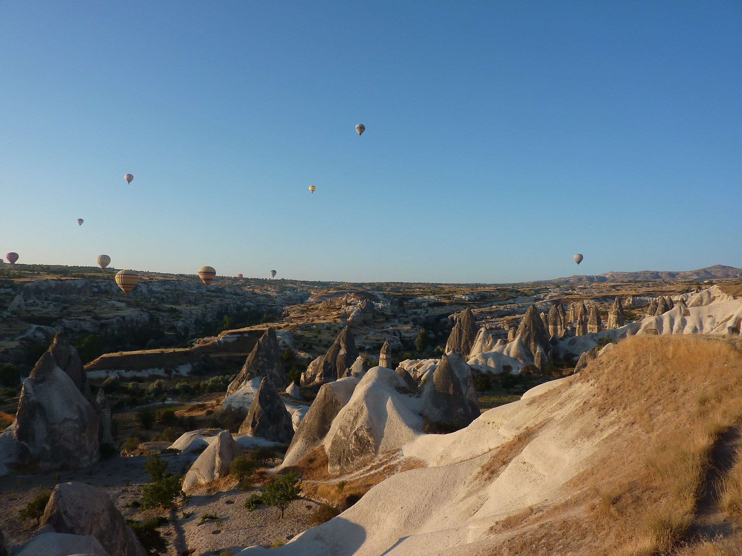 Cappadocia_Sopra Göreme_Alba with balloons