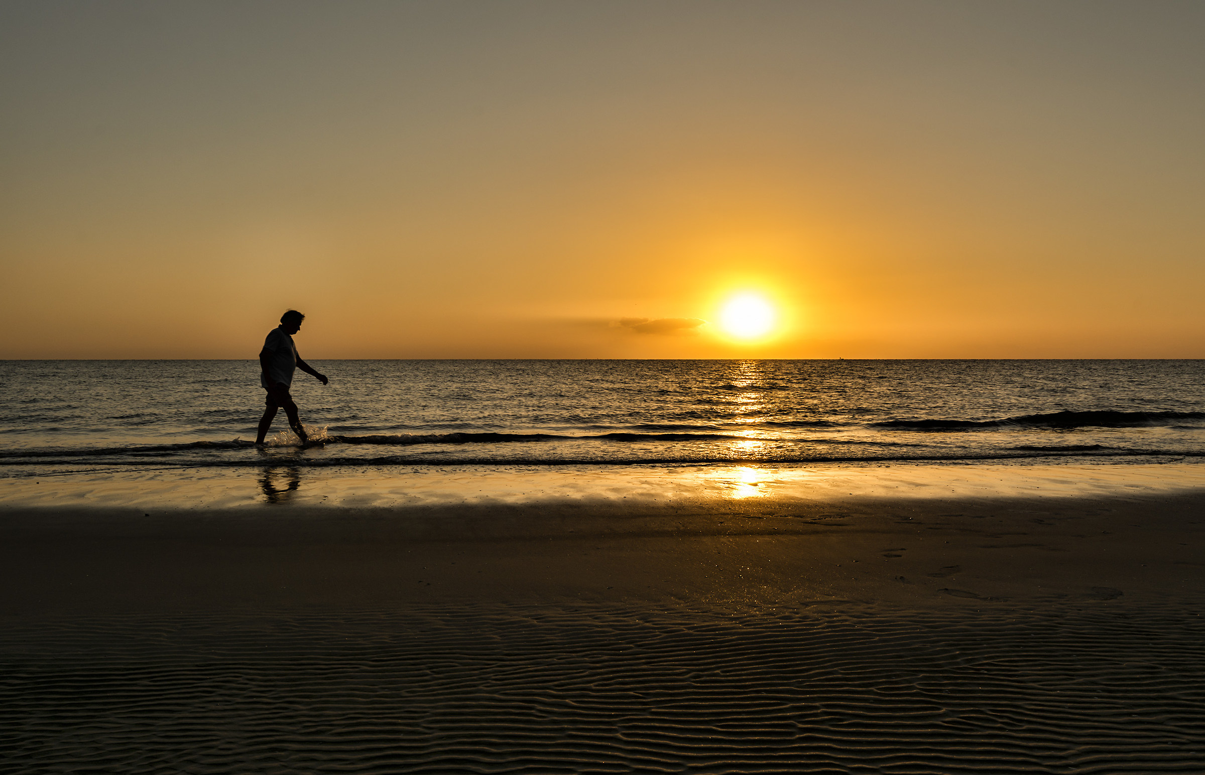 ... Dawn in Riccione ...