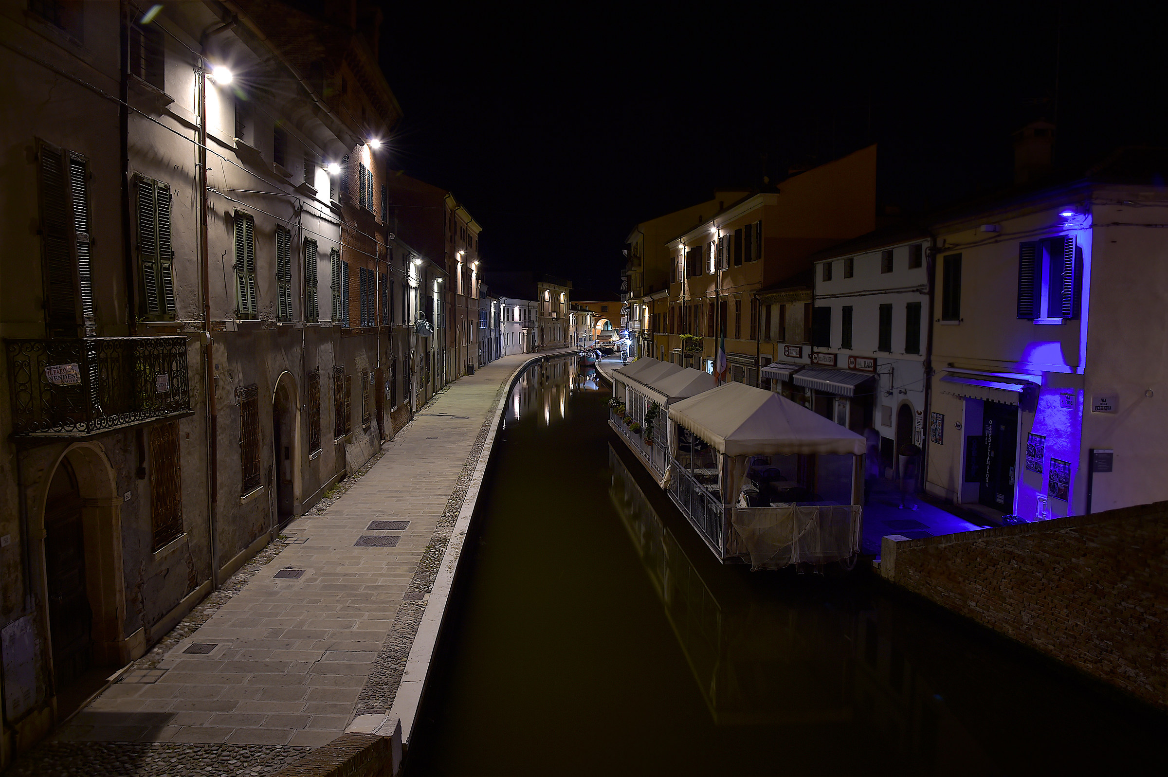 Comacchio by night