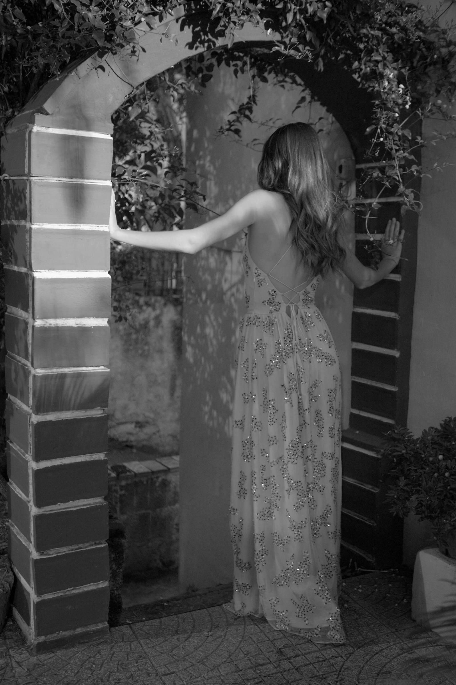 bianco e nero di spalle