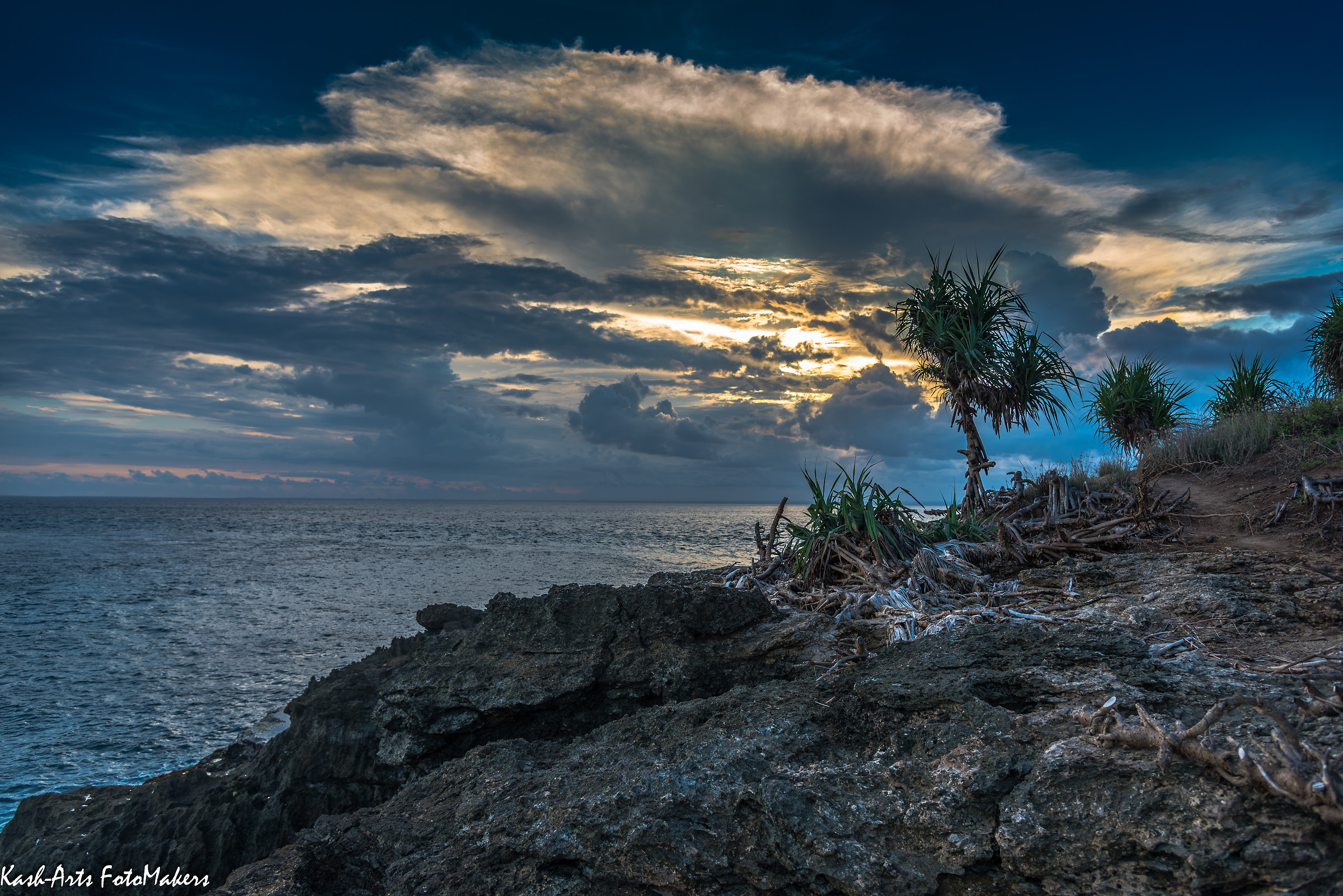 #Sunsetpoint#LembonganIsland#Bali#Indonesia#MyNikkon