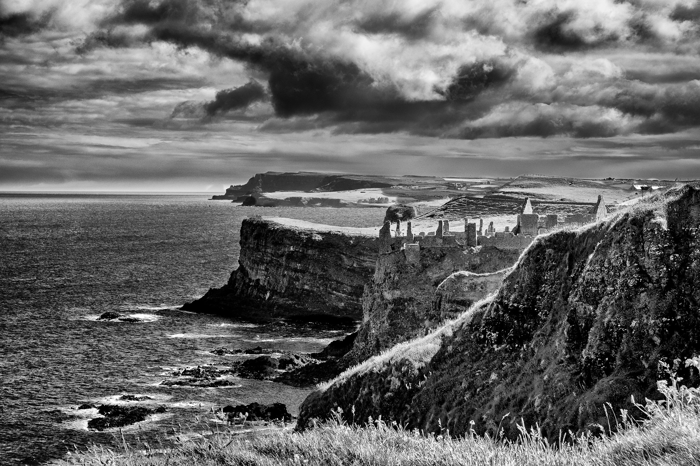 castle at the Giant causeway
