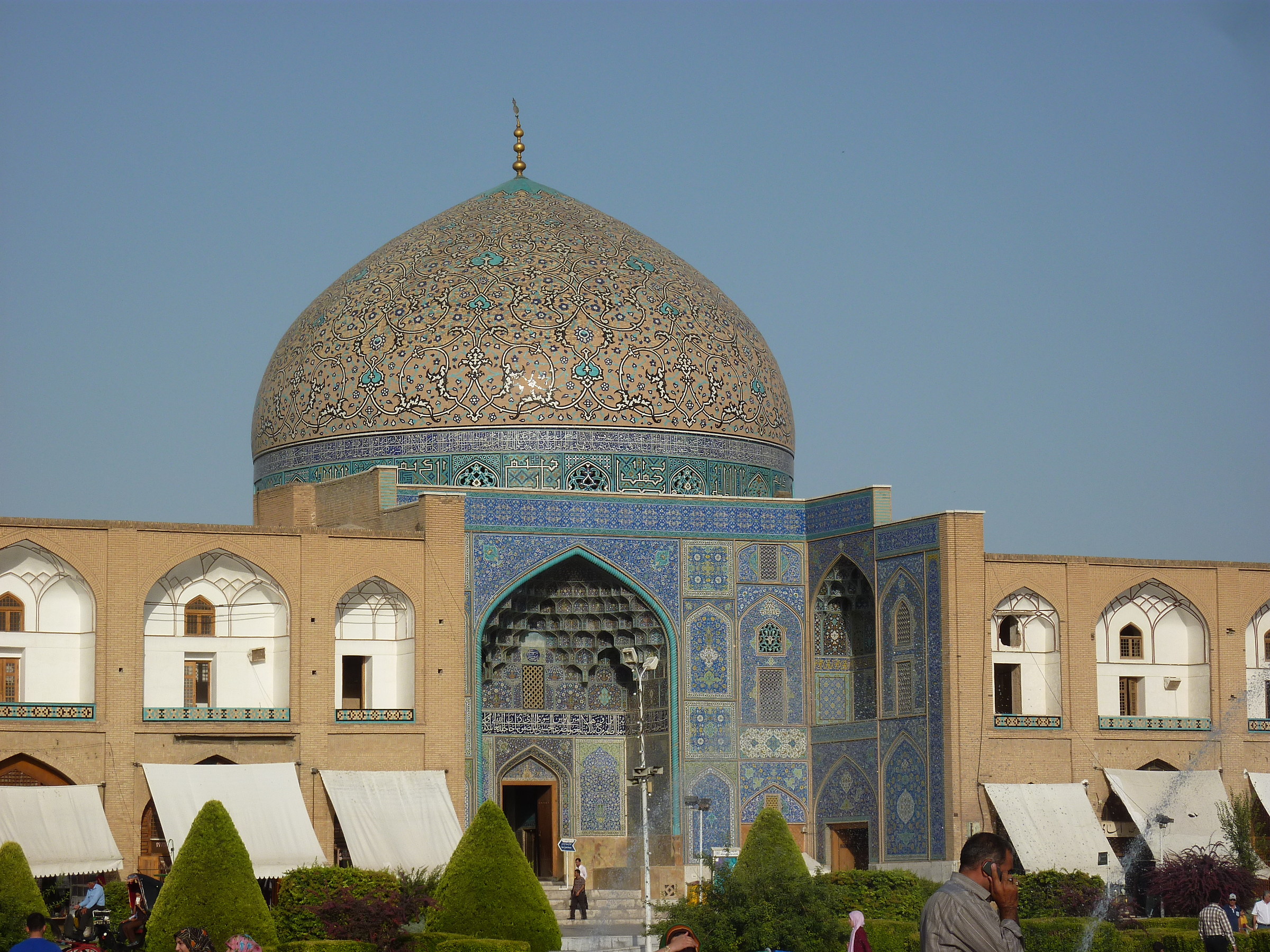 Isfahan_Naqsh-e Jahan_Masjed-e Sheikh Lotfollah
