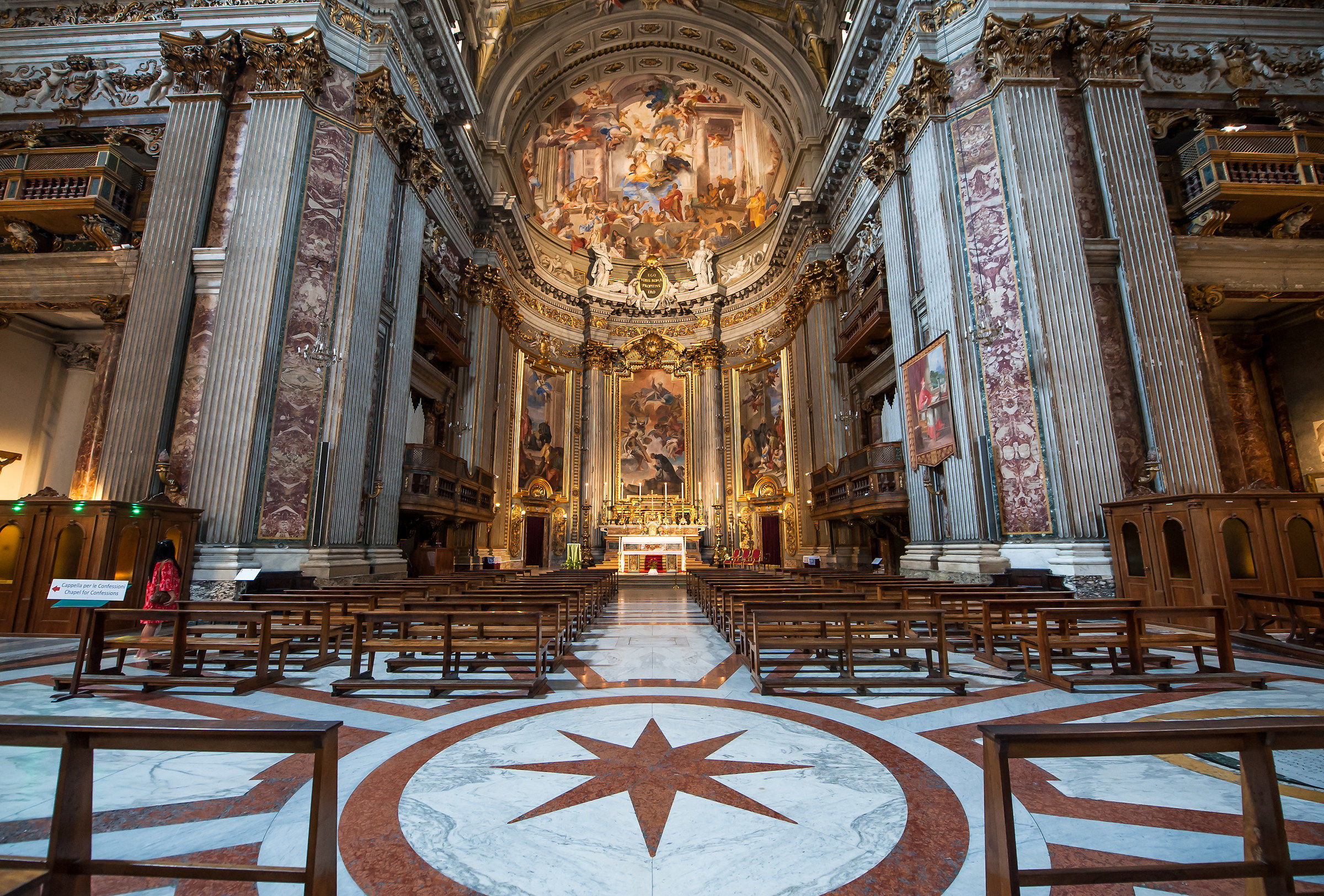 Roma-Interno S.Ignazio di Loyola