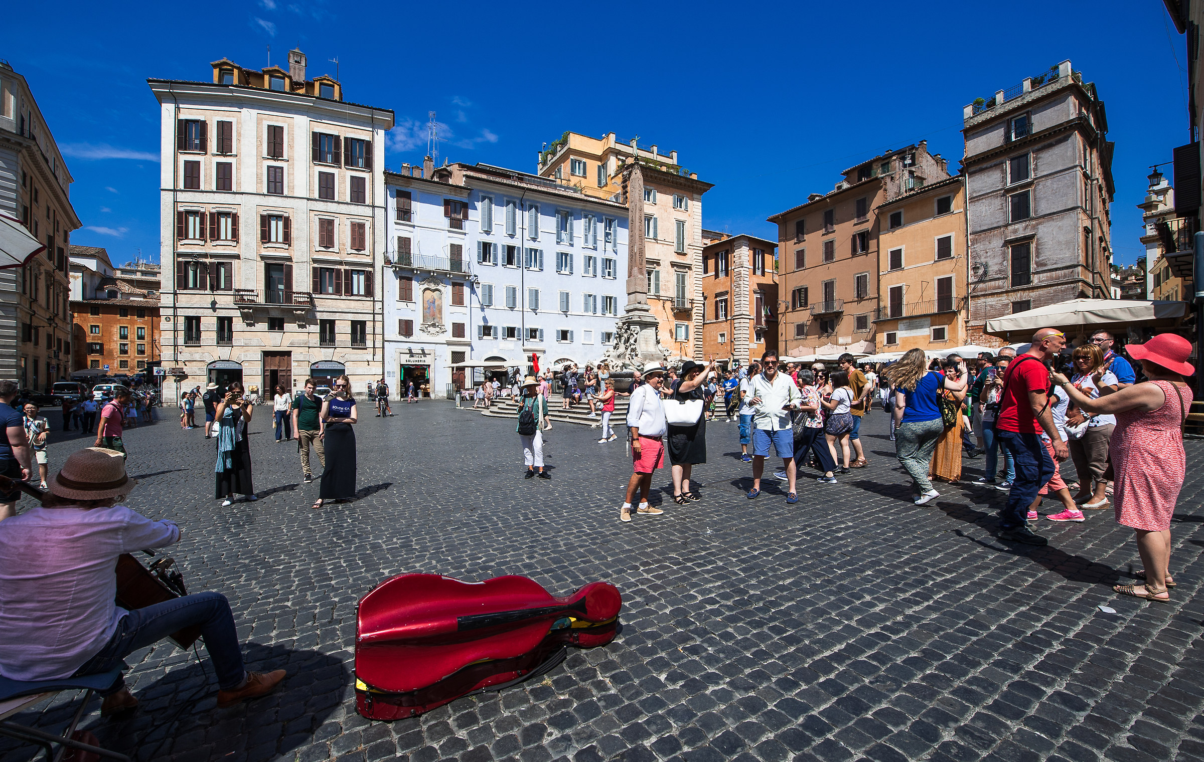 Roma-Piazza della Rotonda