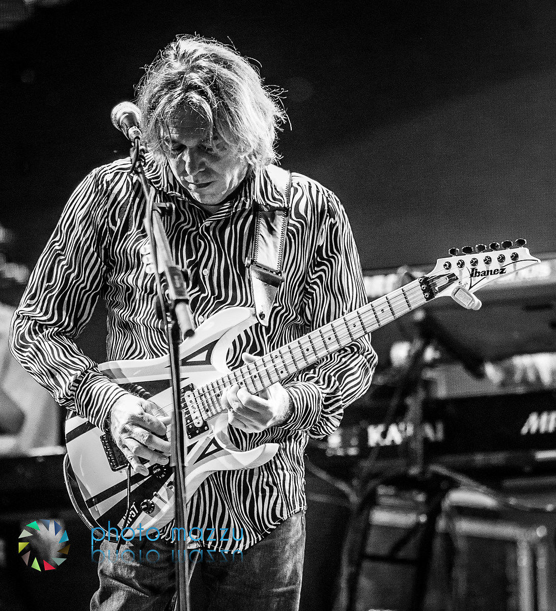 Cesareo - Elio e le Storie Tese