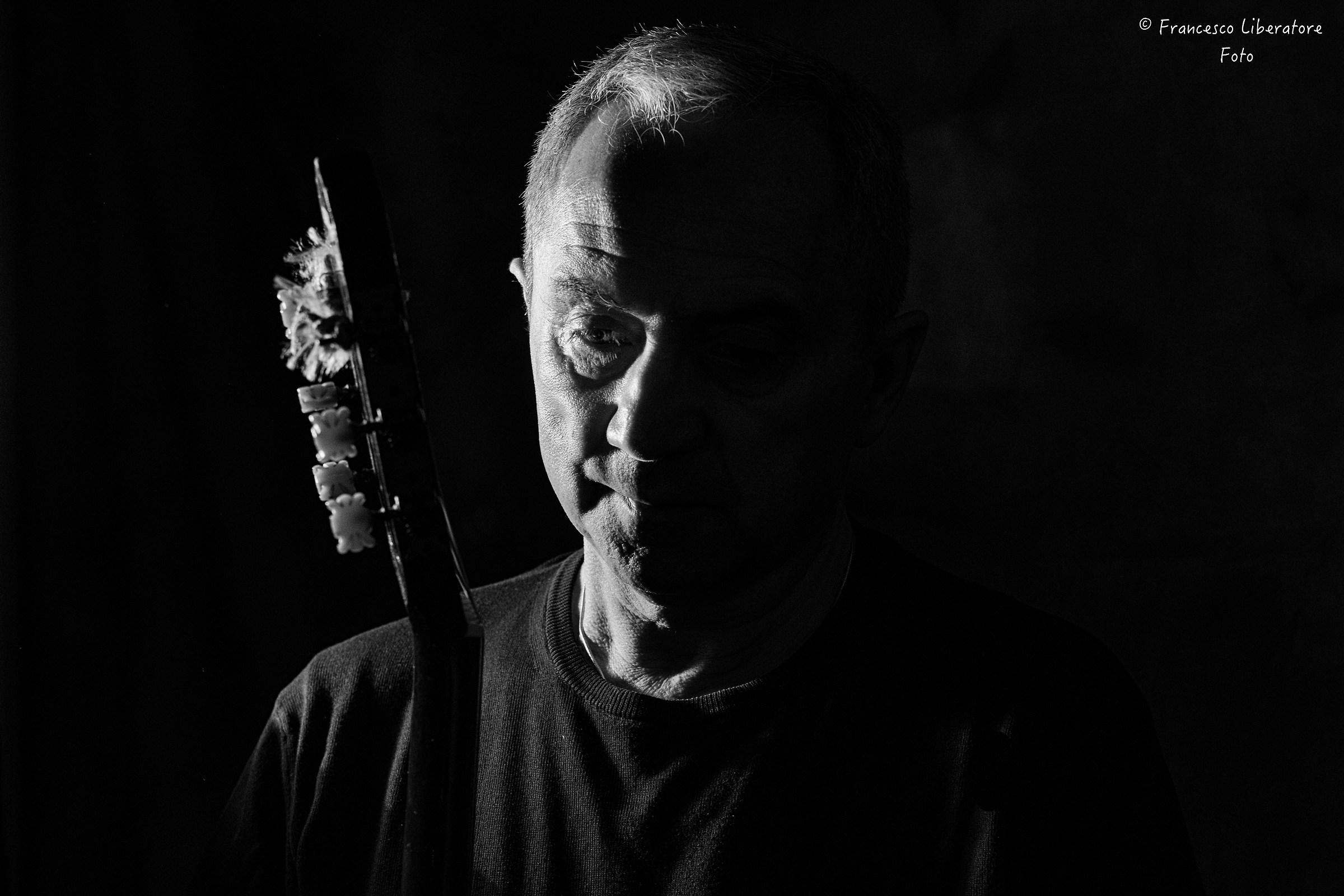 una chitarra per amica