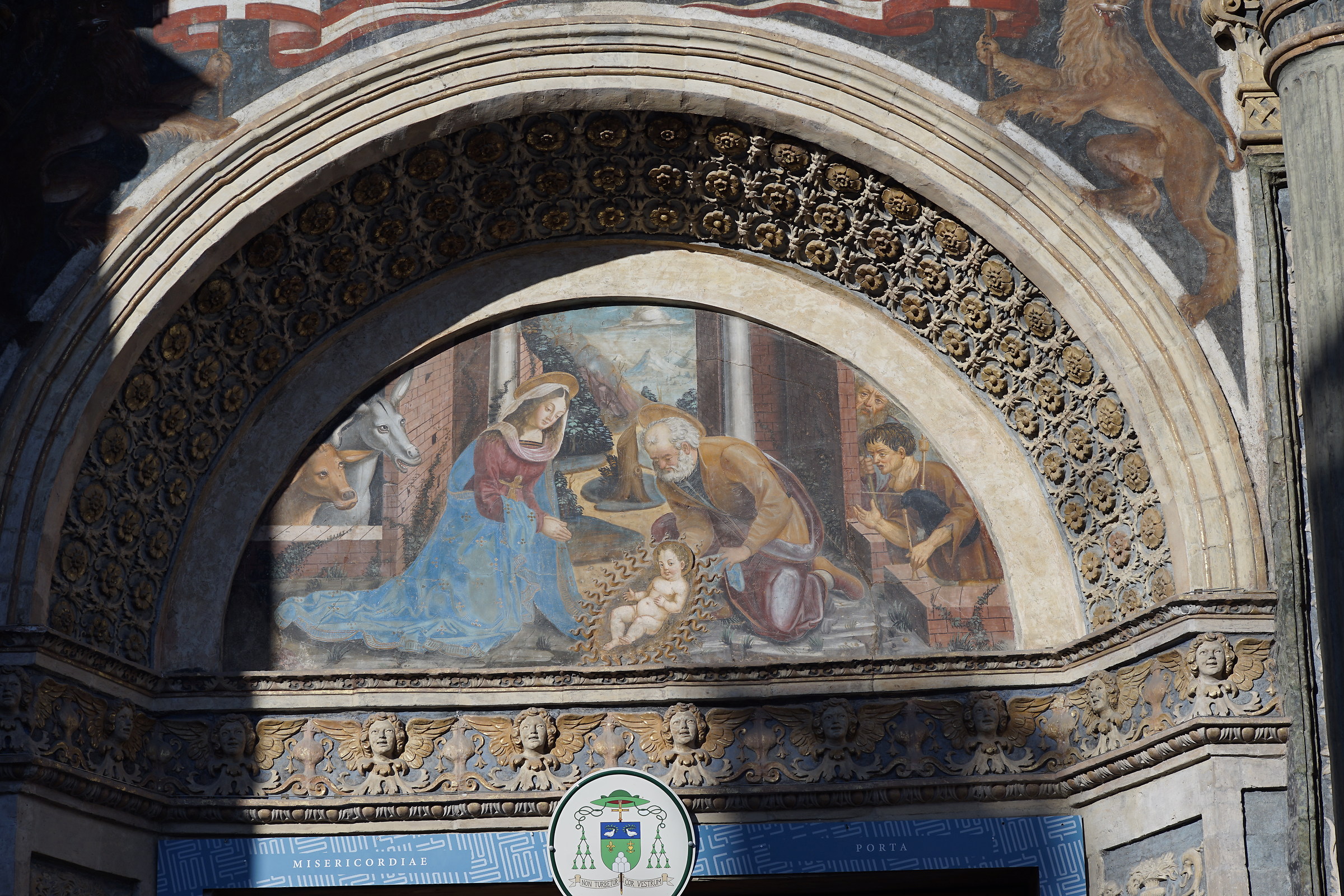 Arco portale cattedrale aosta