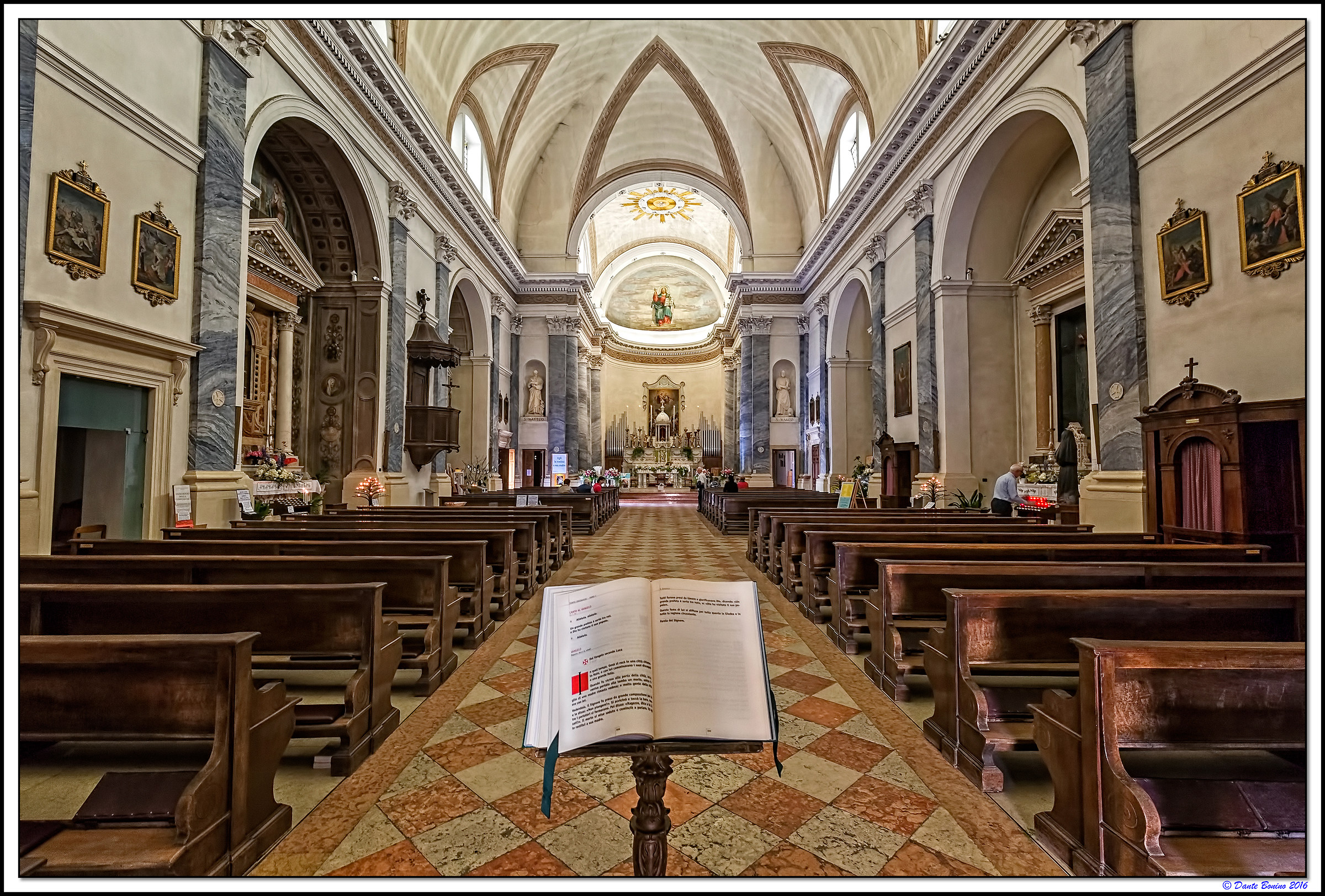 Chiesa Santi Zenone e Martino, Lazise