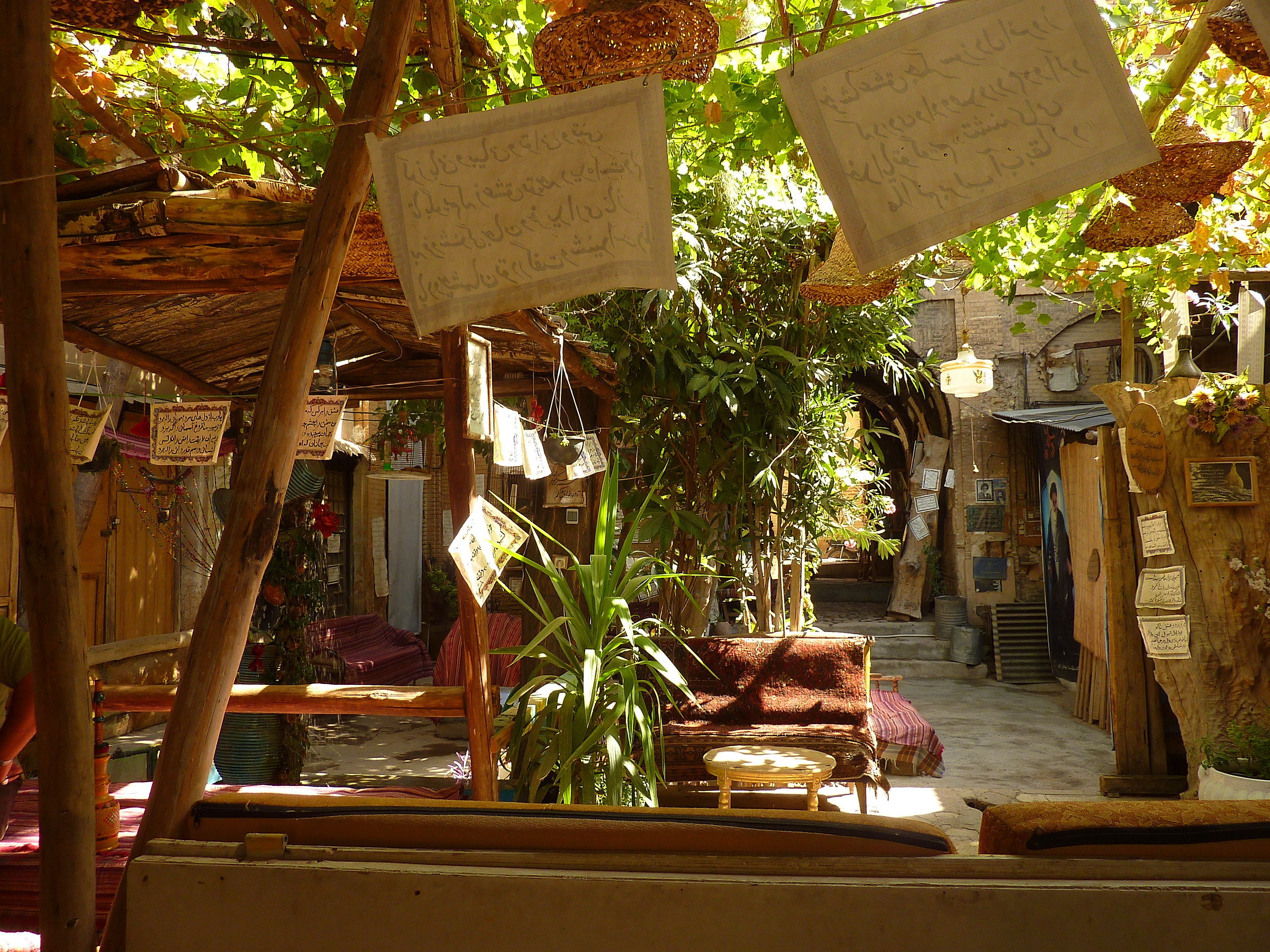 Shiraz_Bazar-e Vakil_Chaieria fricchettona