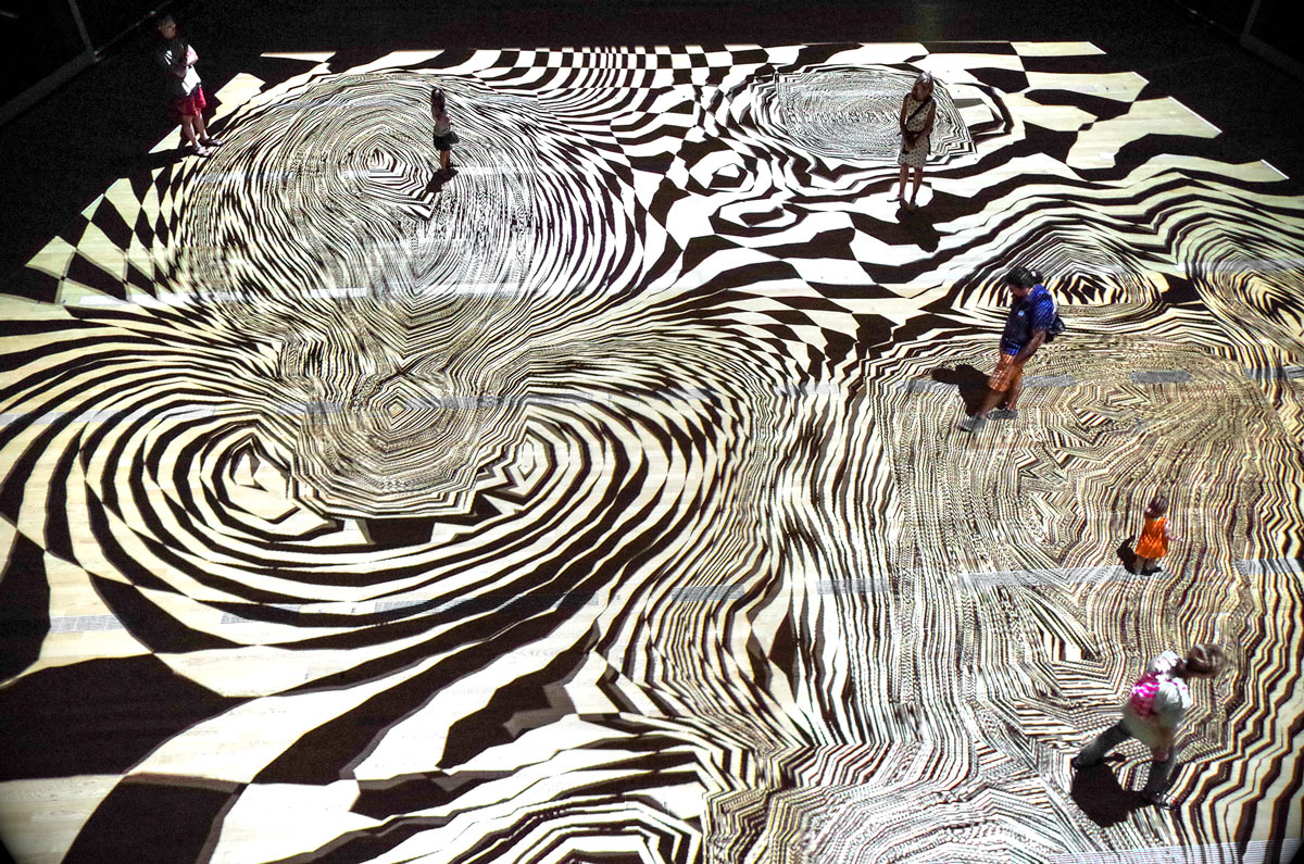 Onde pixel di Miguel Chevalier