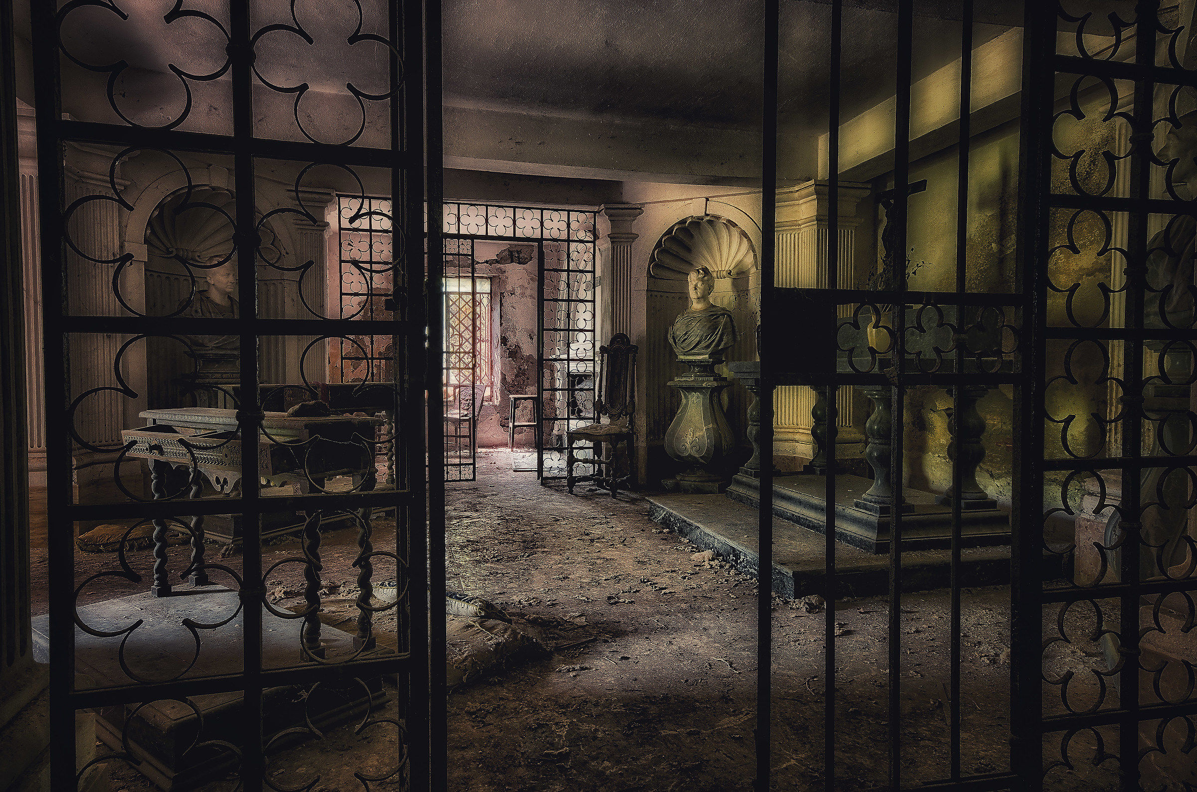 Crypt family funeral C.