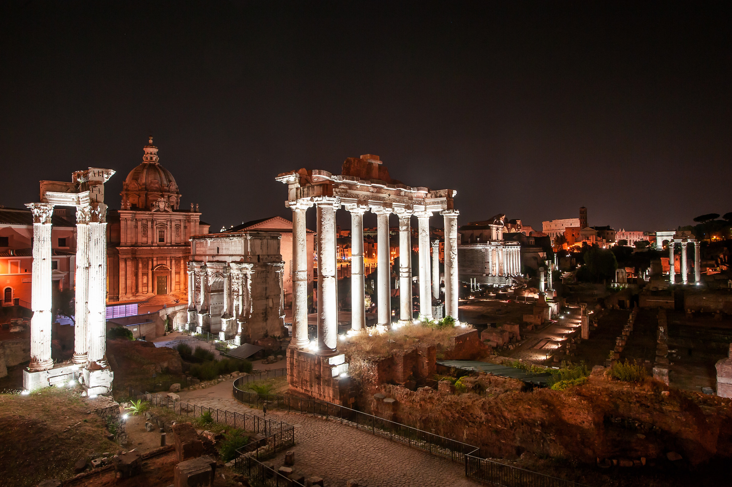 Roma di notte-Fori Imperiali