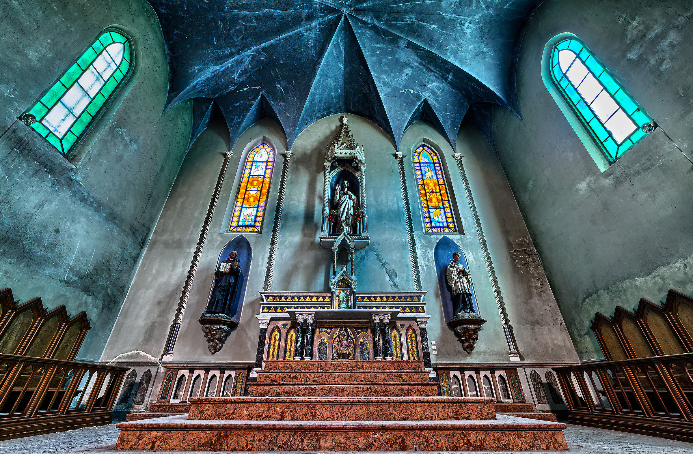 La chiesa Blu, magnifica!