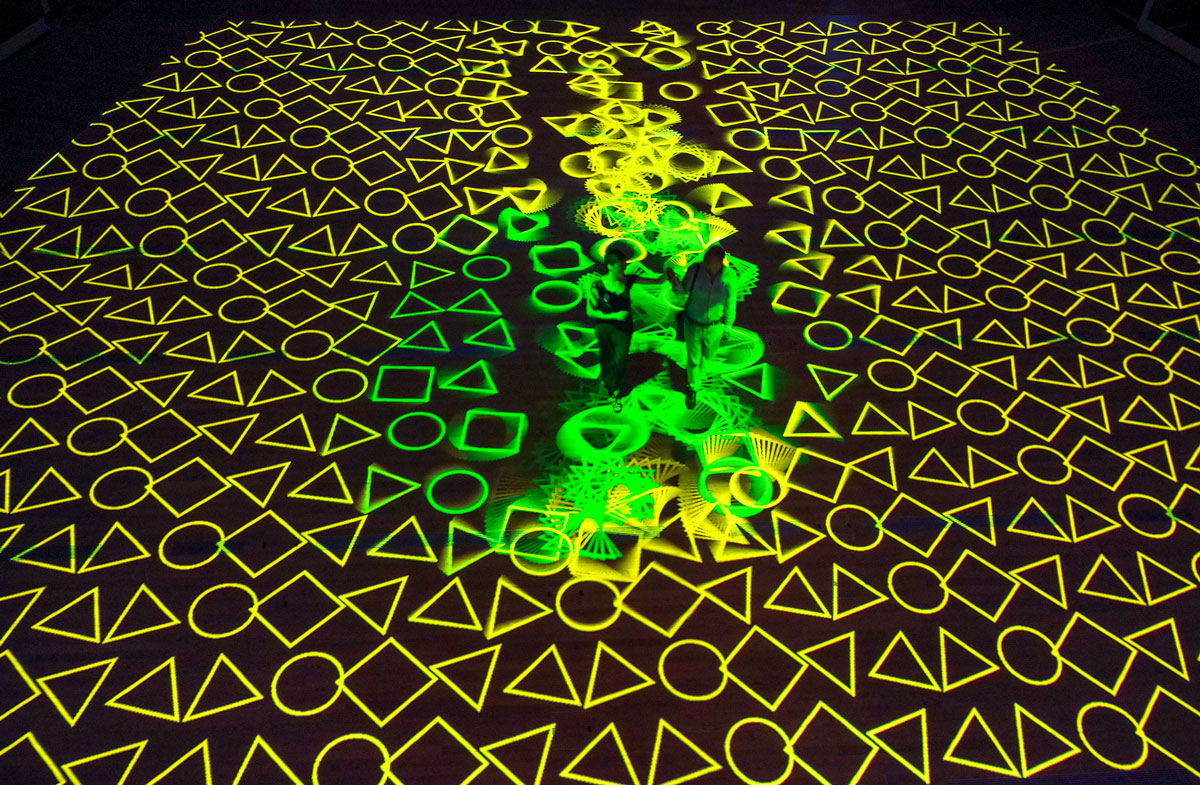 Waves Pixel 3 by Miguel Chevalier