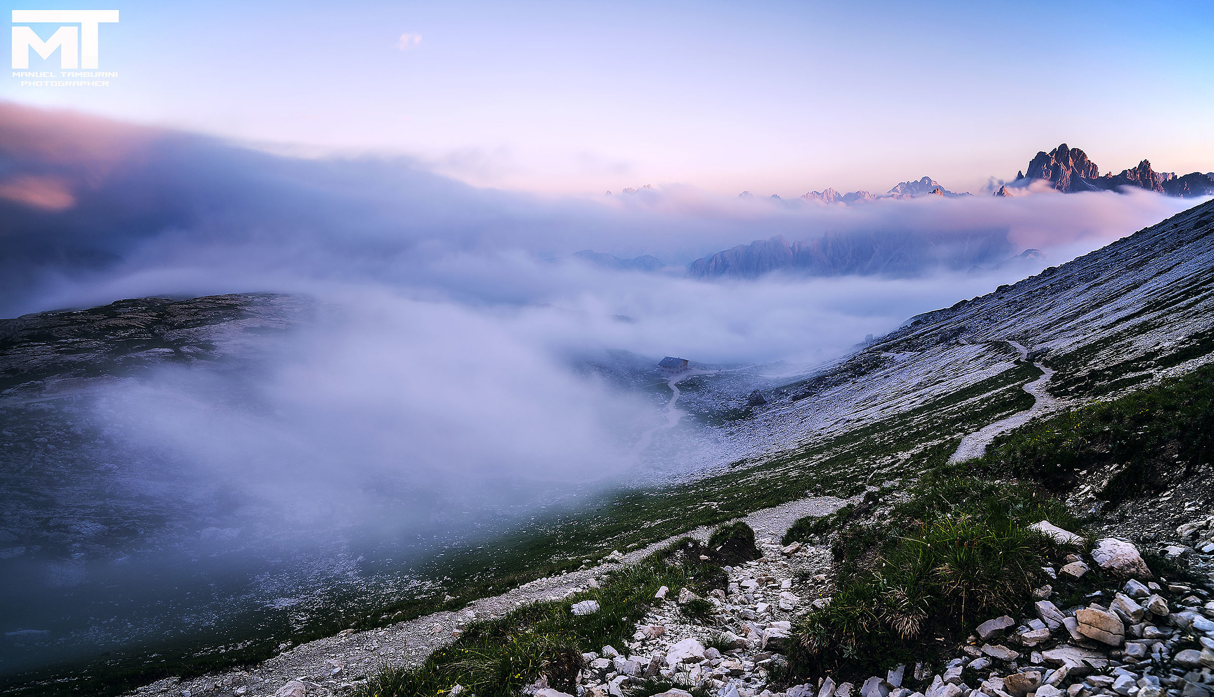 Clouds on the refuge Lavaredo