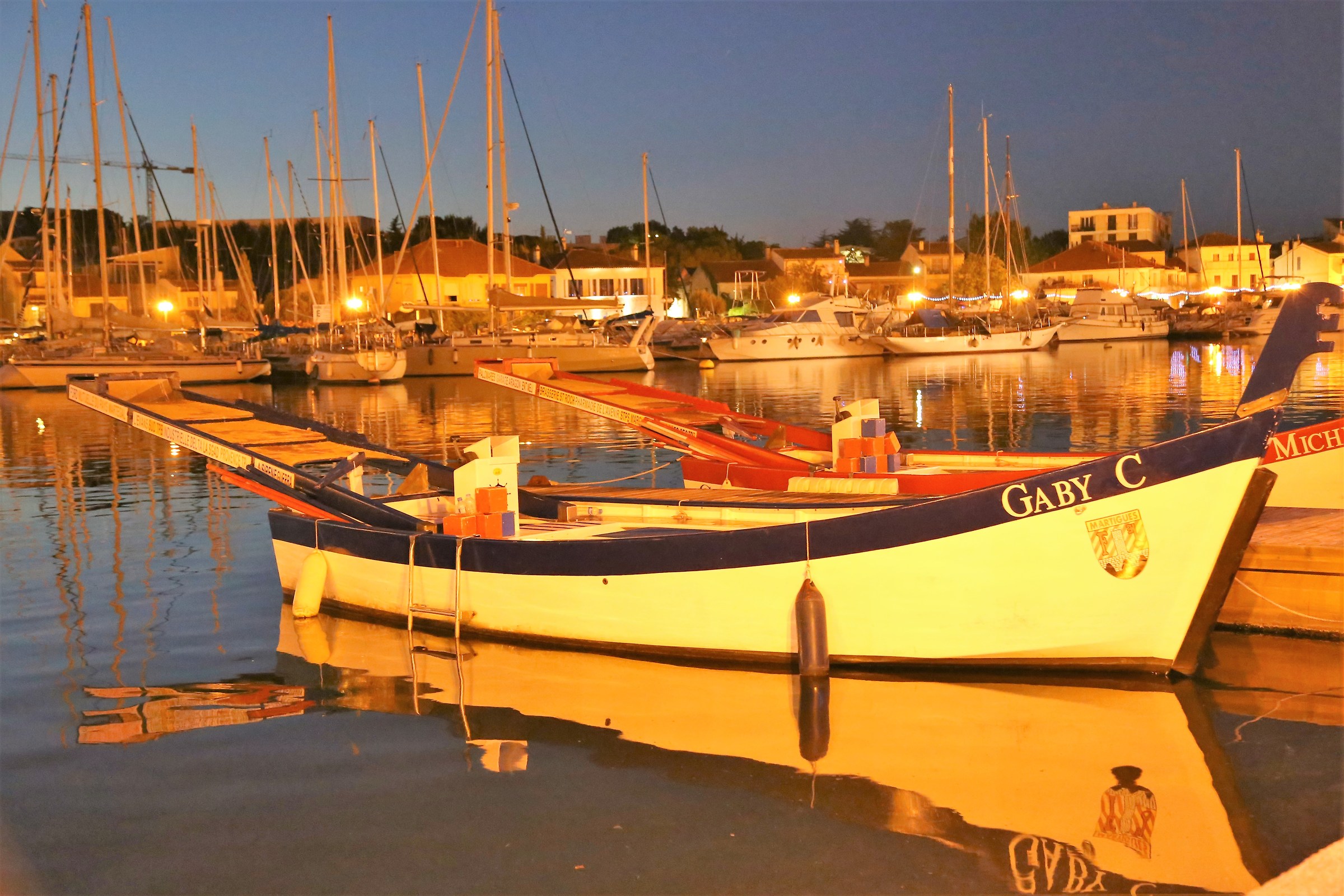 Tramonto sul porto di Martigues