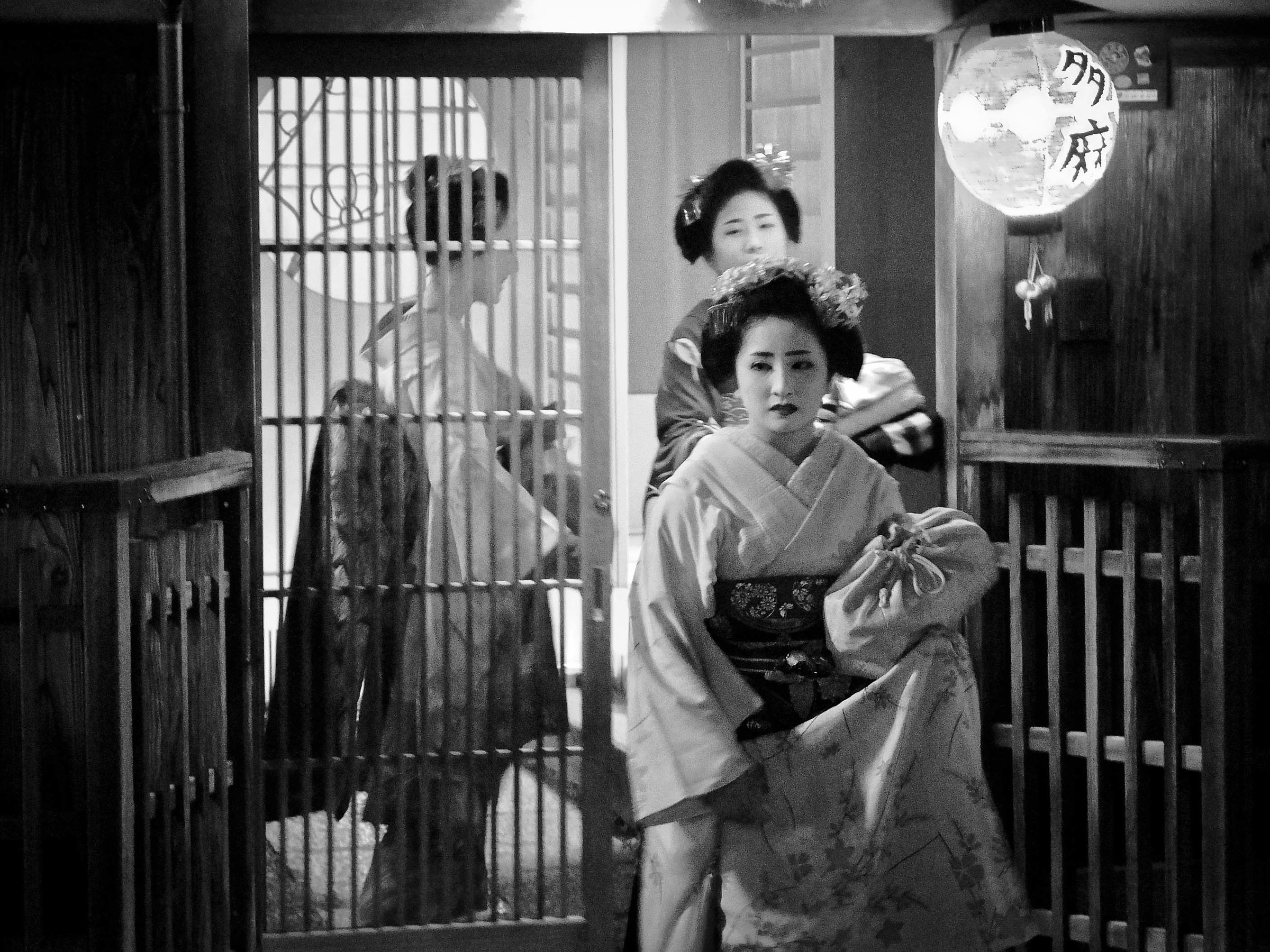 geiko in kyoto
