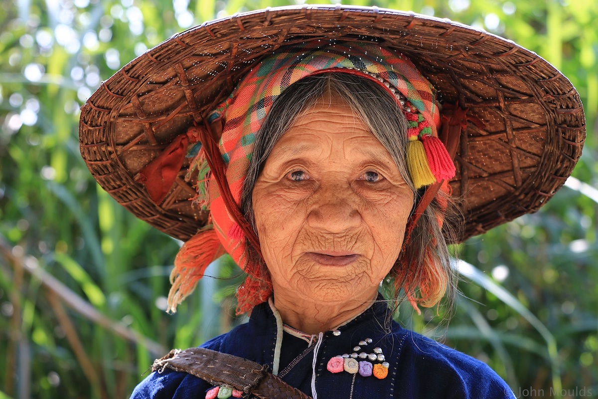 La Hu, Nam Cau Village