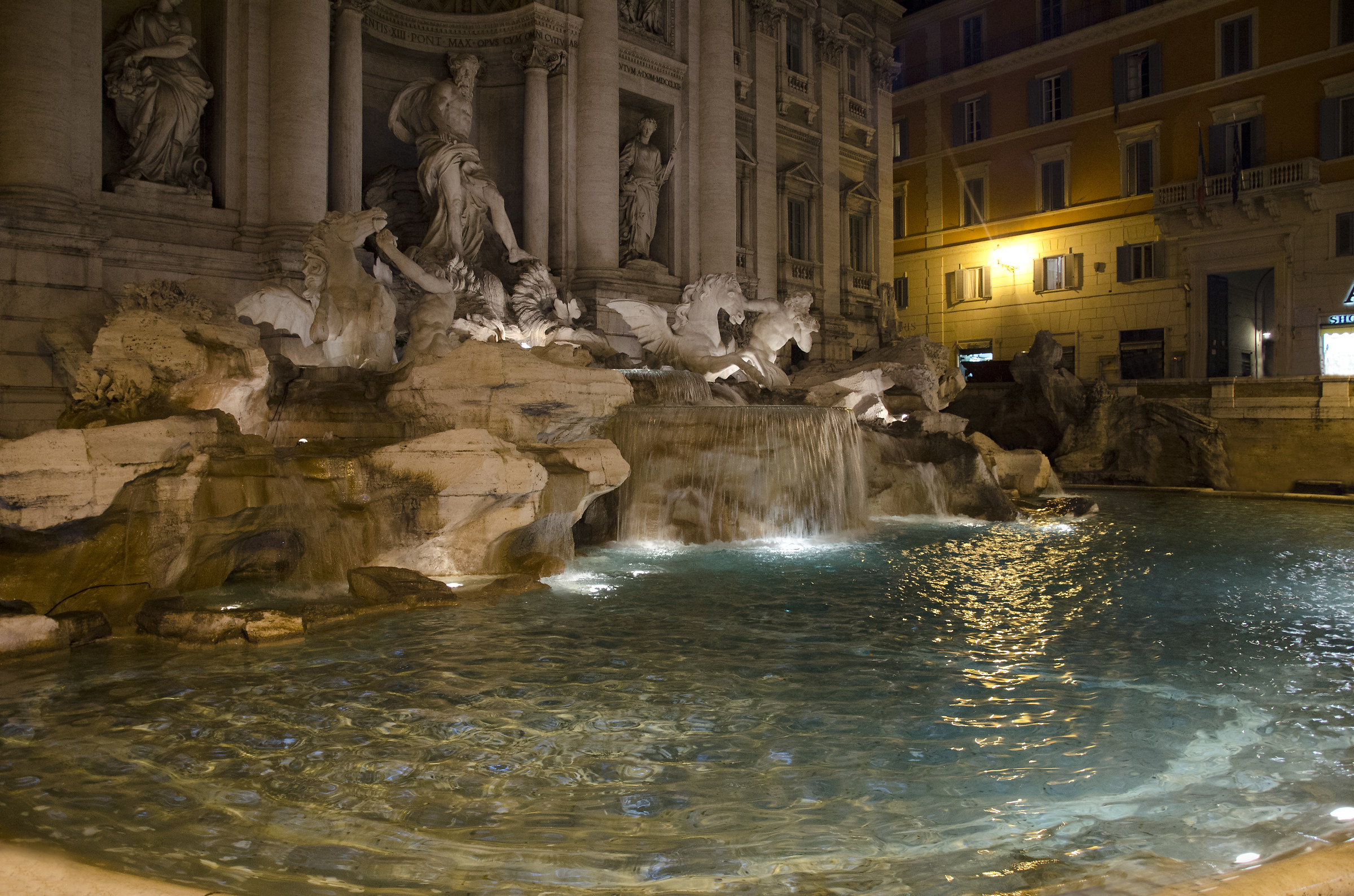 Roma ,fontana di Trevi