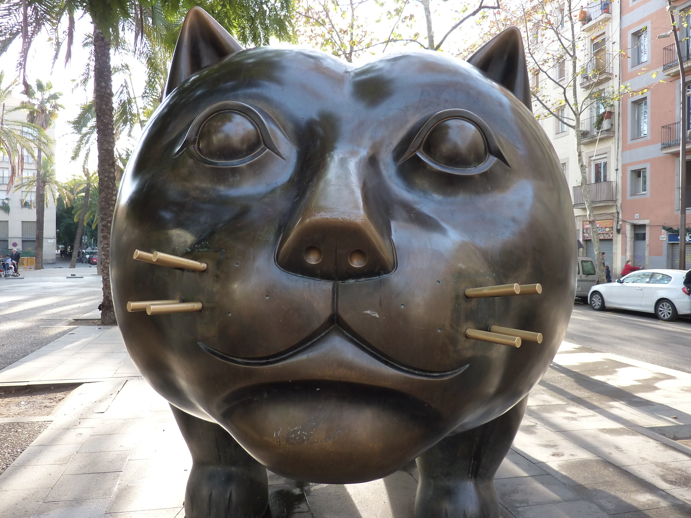 Barcellona_Rambla-del Raval Cat by Botero