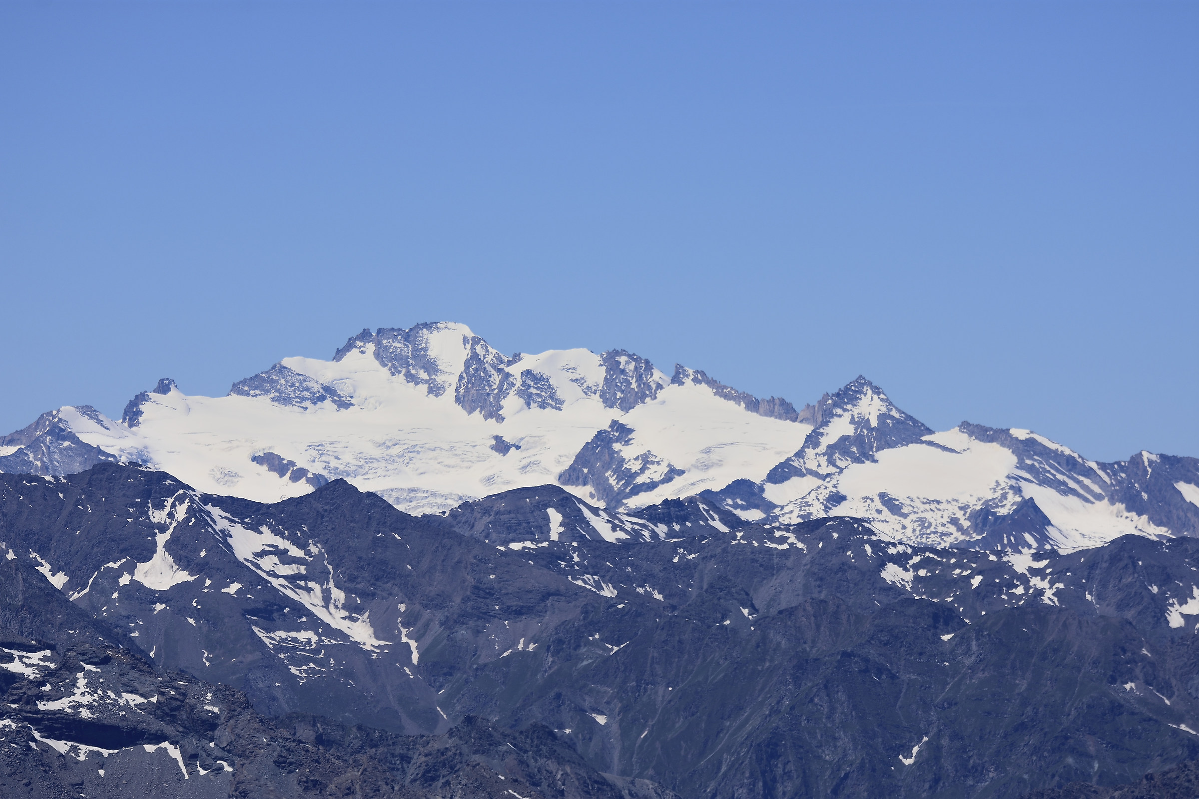 from the top of the Gray Head Gran Paradiso