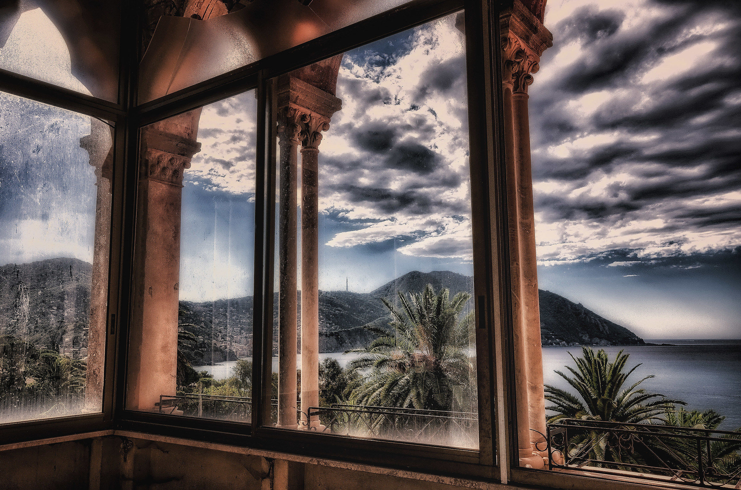 T. Castle view from the abandoned castle