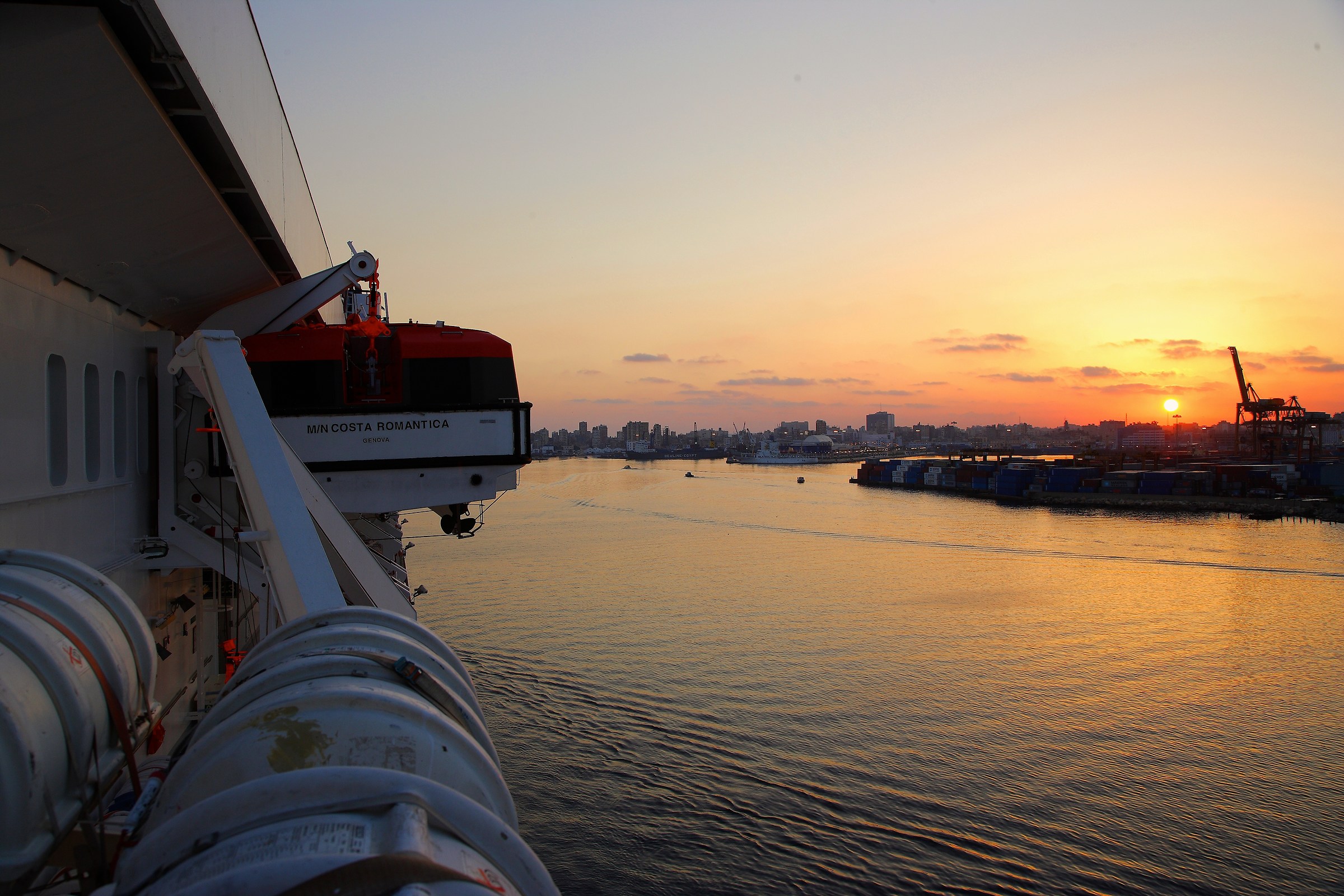 Arrival at dawn at the port of Alexandria