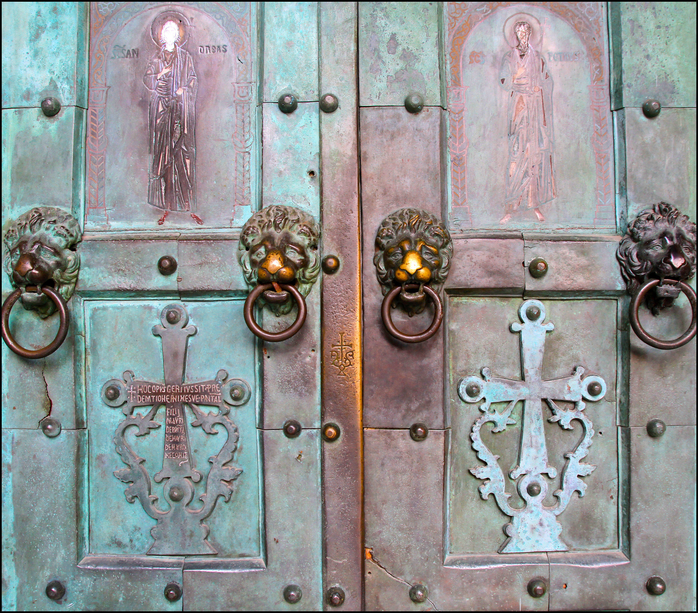 details of the cathedral door of Amalfi ....