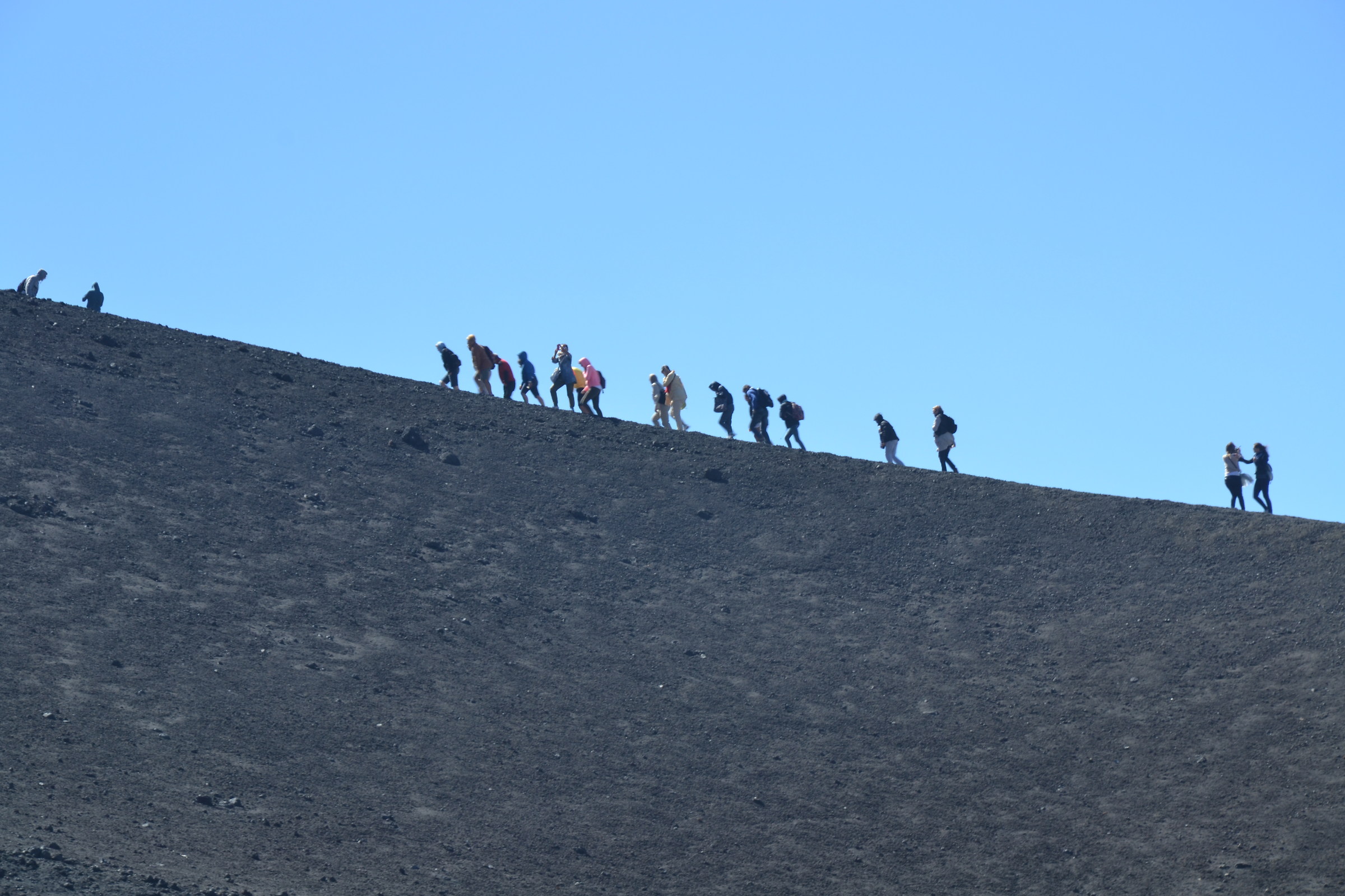 passeggiando sul l'etna