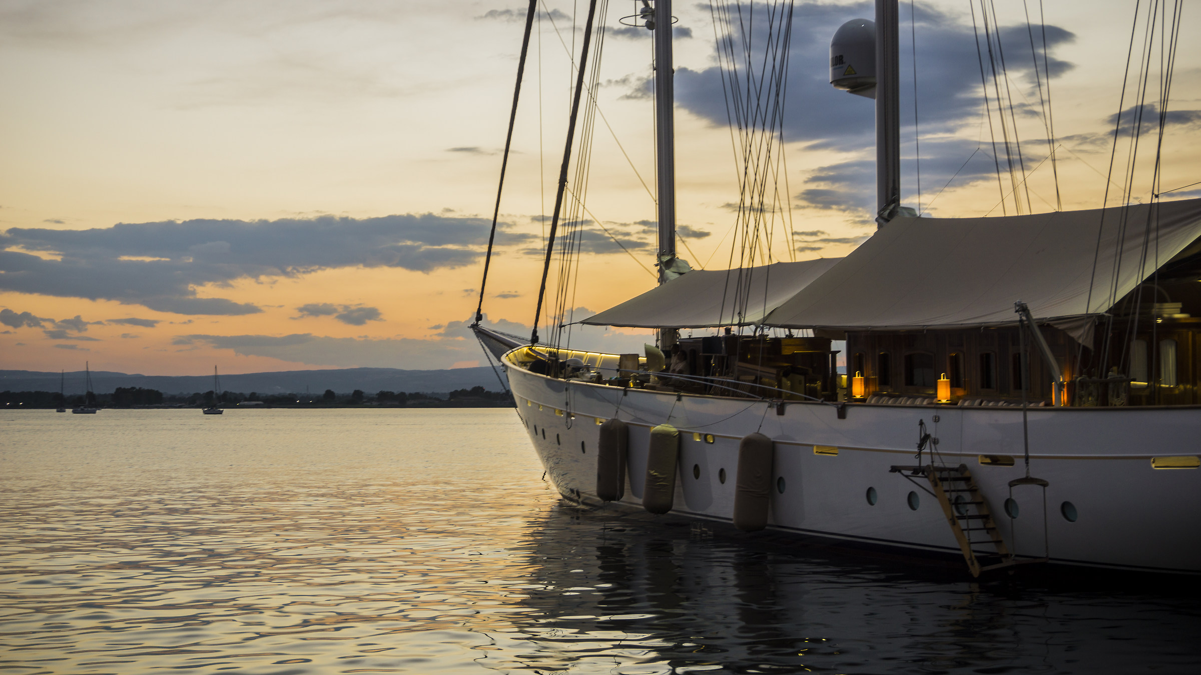 Amazing Sailing Boat