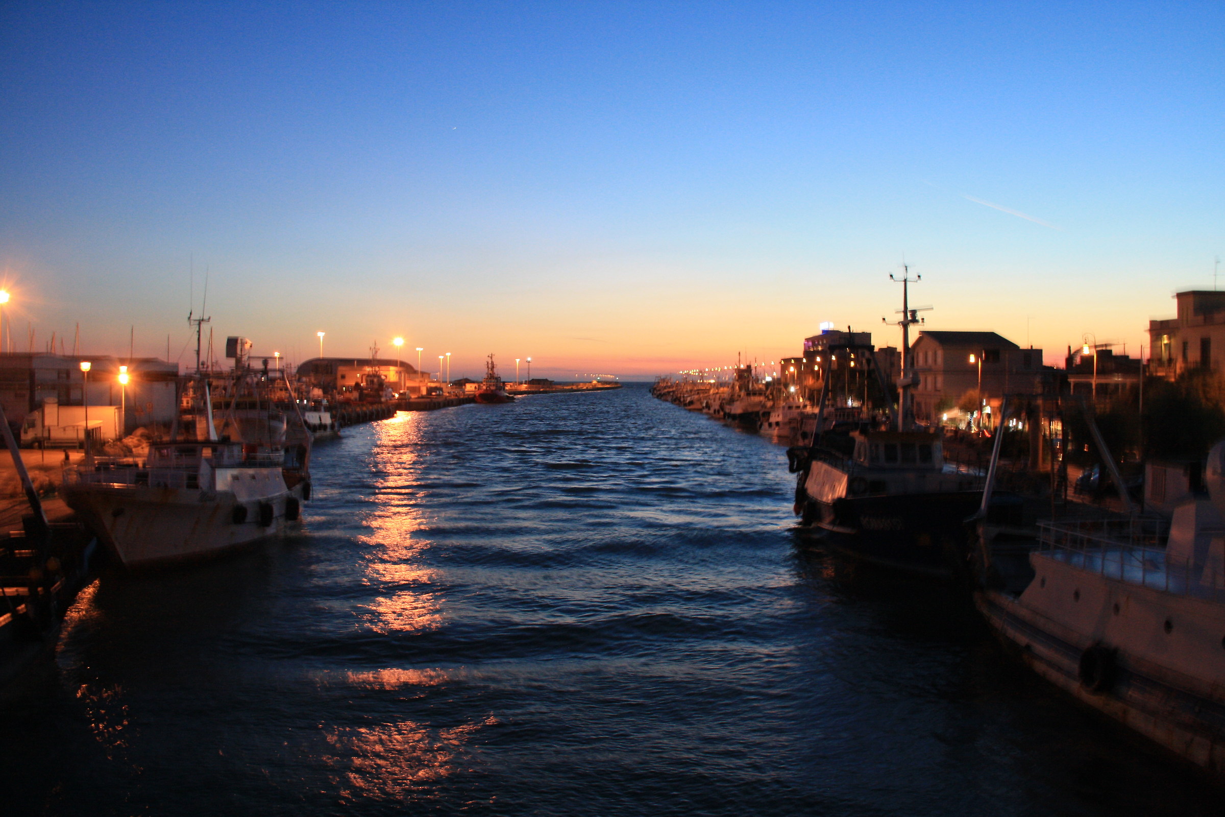 Tramonto a Fiumicino