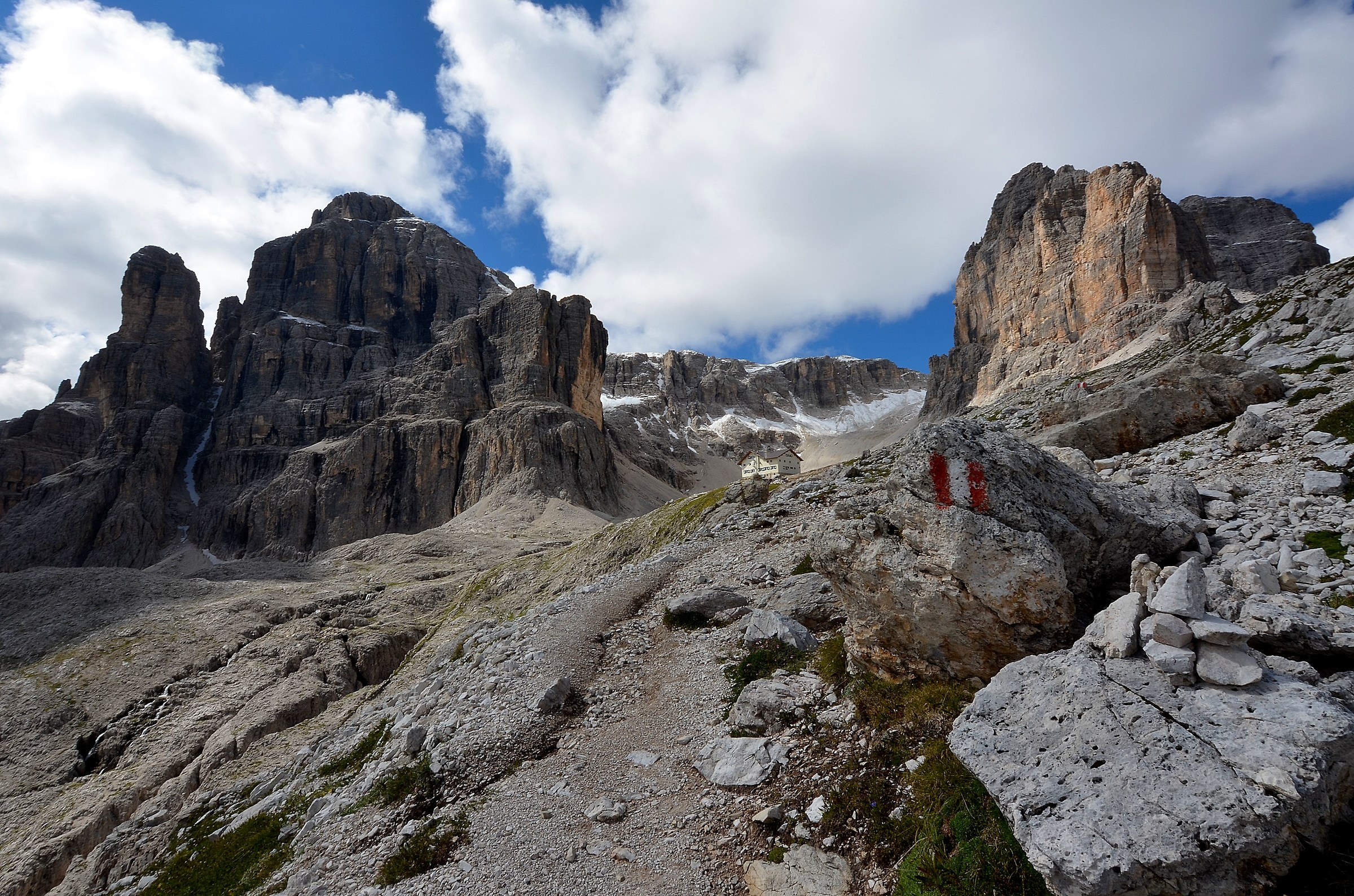 veduta del sella dalfine ferrata brigata tridentina