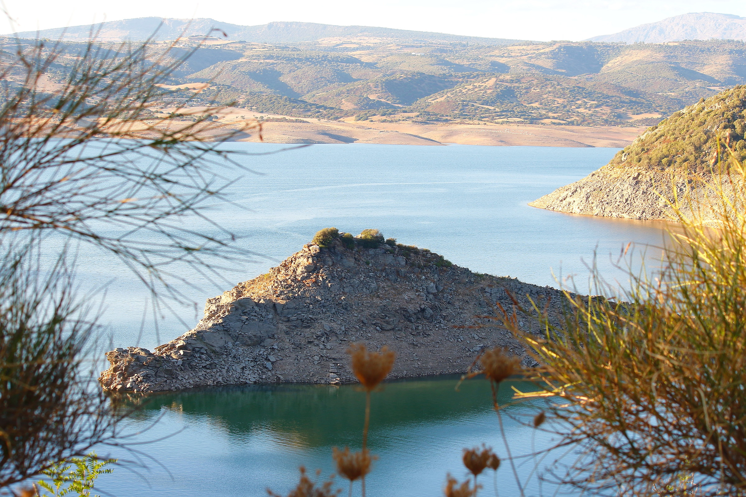 lago mulargia  (sardegna)