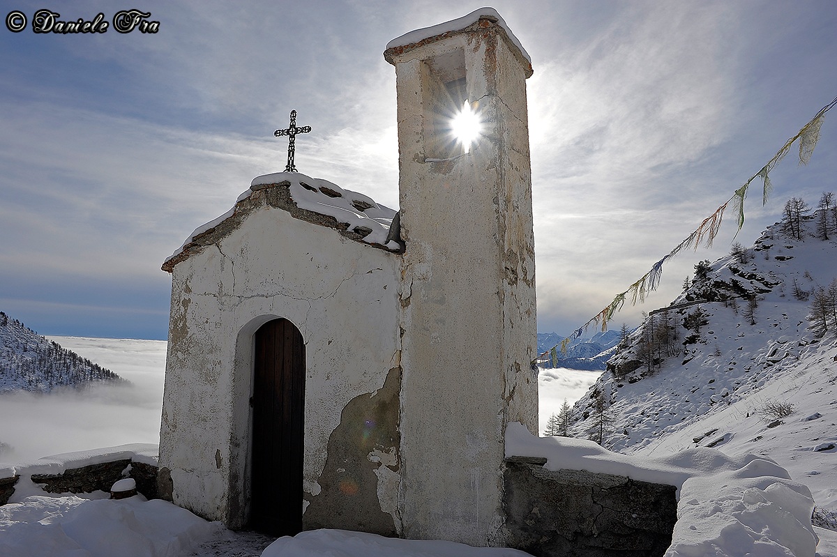 Et Lux Lucet in Tenebris
