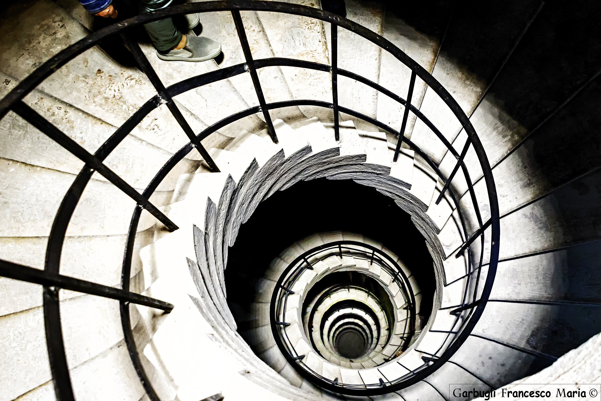 Scendendo la "Sezione Aurea"...