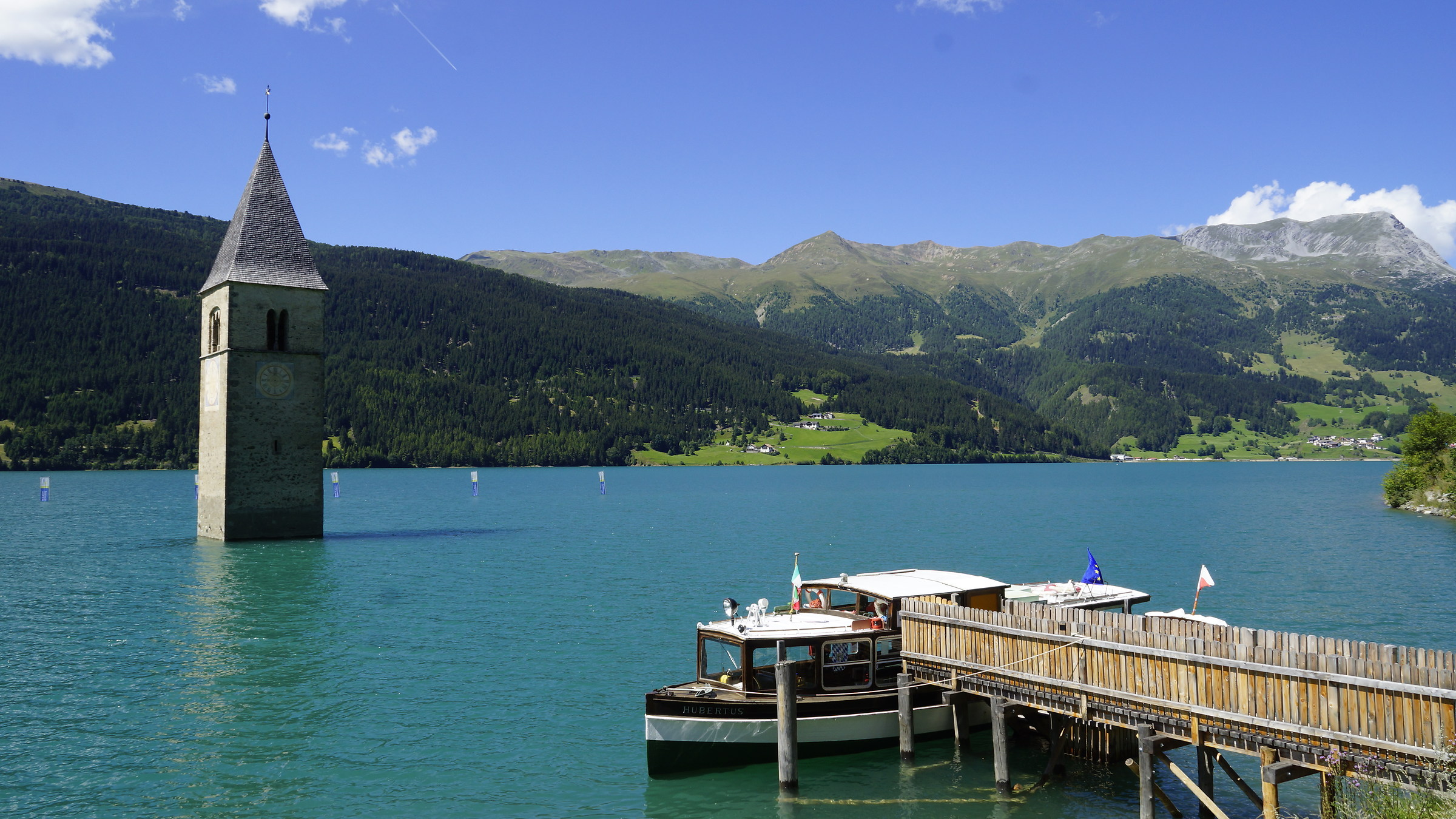 Campanile nel lago resia