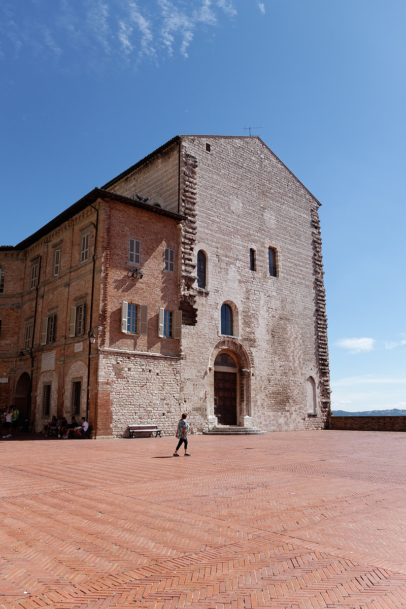 Gubbio (pg) - Palazzo Pretorio e Piazza Grande