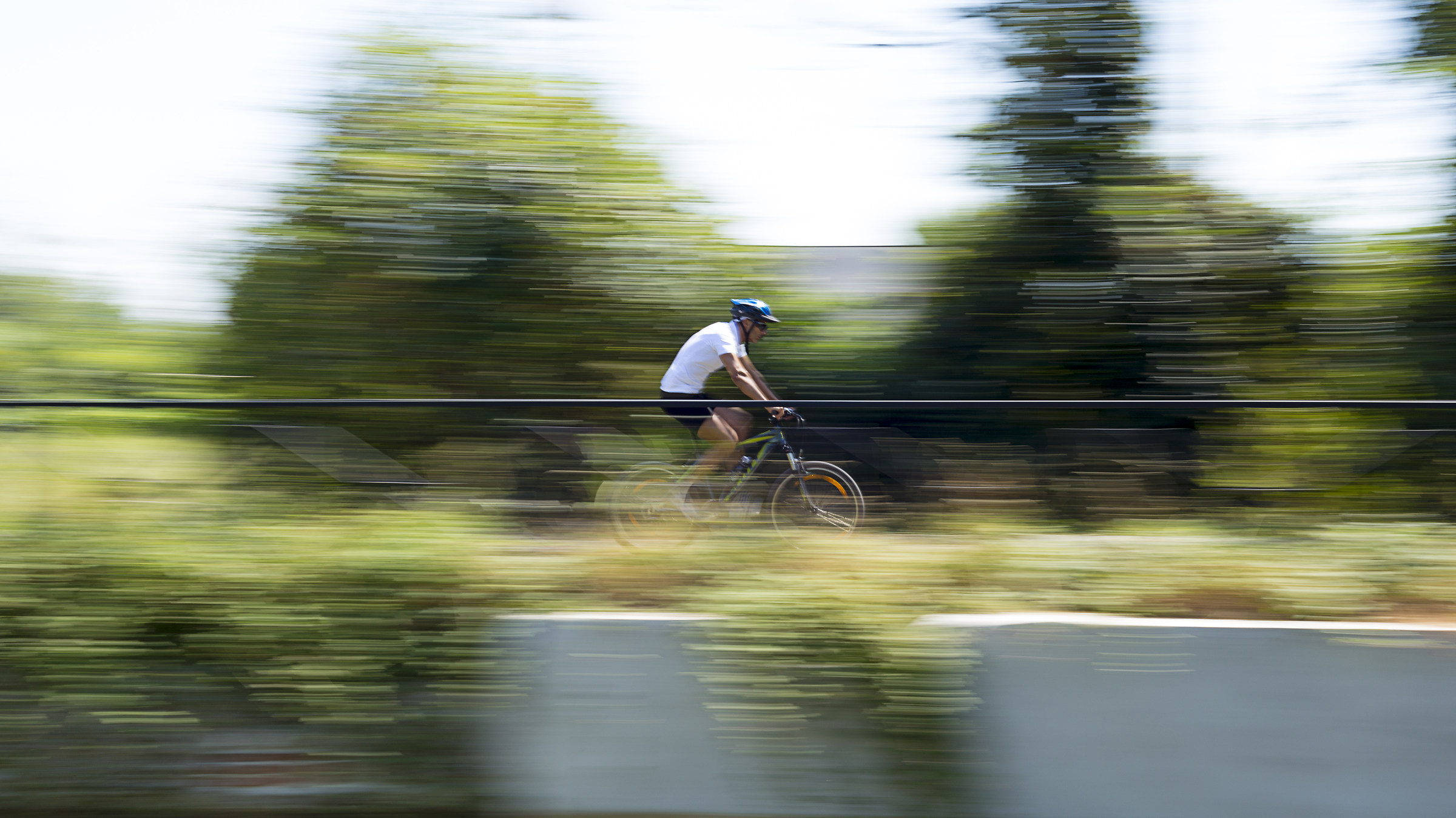 Cyclist on Martesana