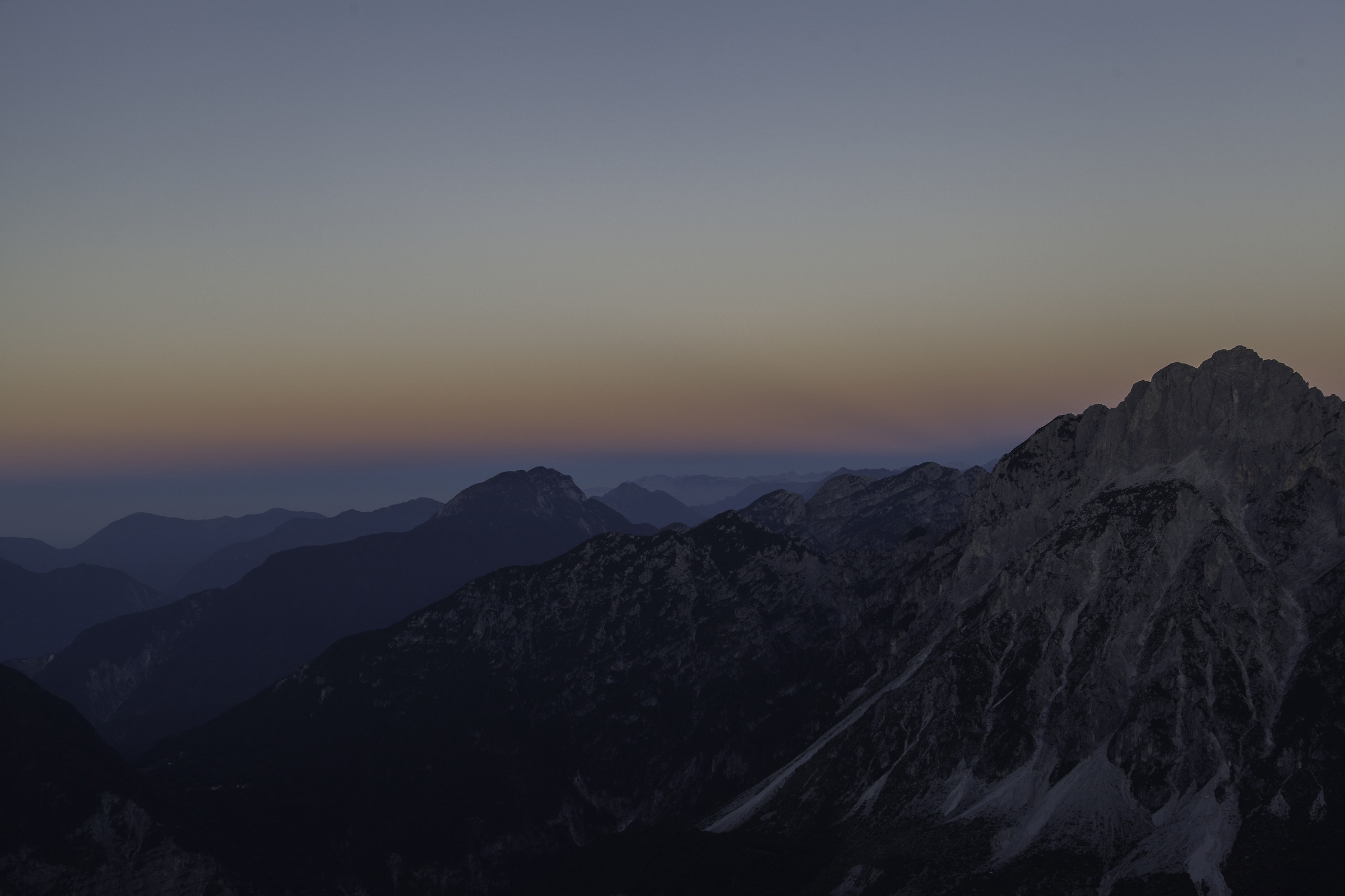 Prime luci dell'alba