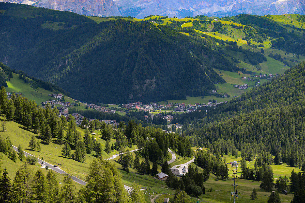 From Passo Gardena to Corvara