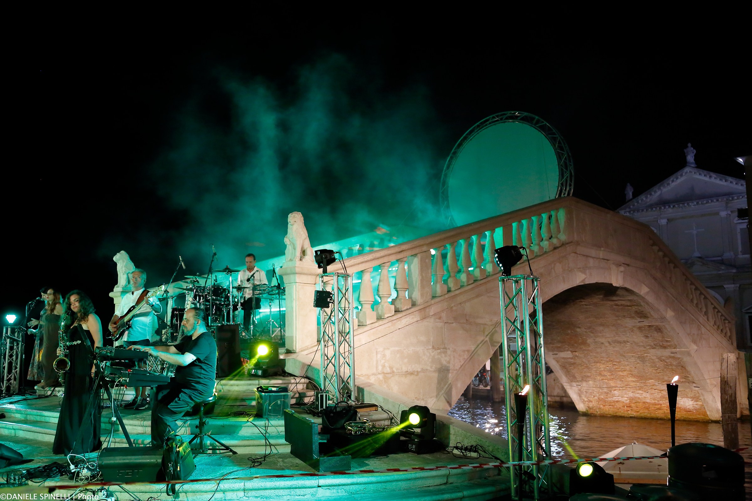 Concerti di strada tra i canali a Chioggia